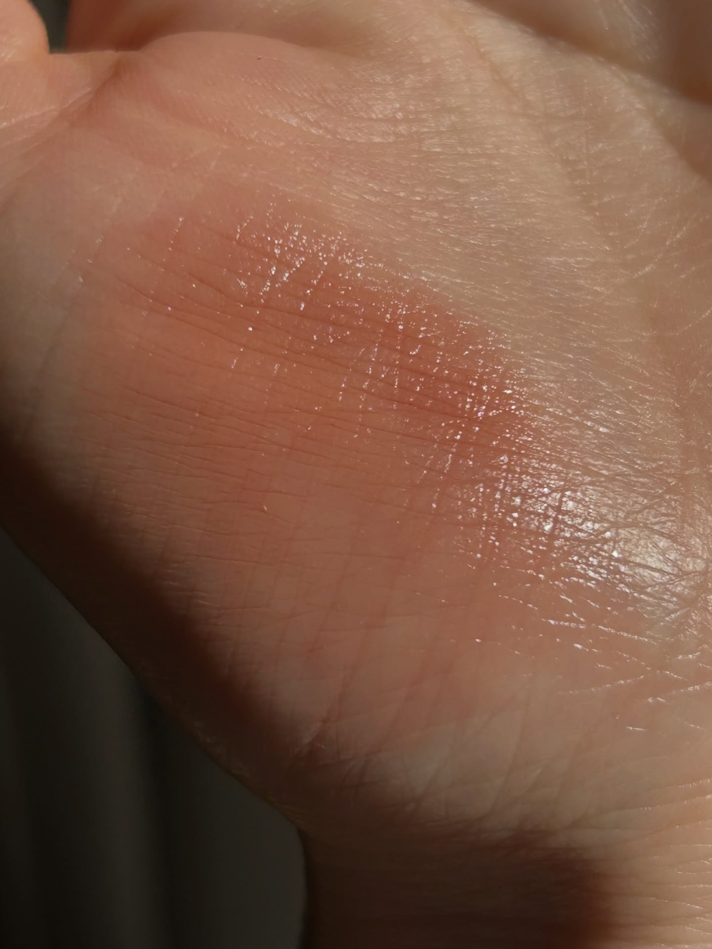 センシュアル ティンティッド シャイン スティック/HERA/口紅を使ったクチコミ（3枚目）