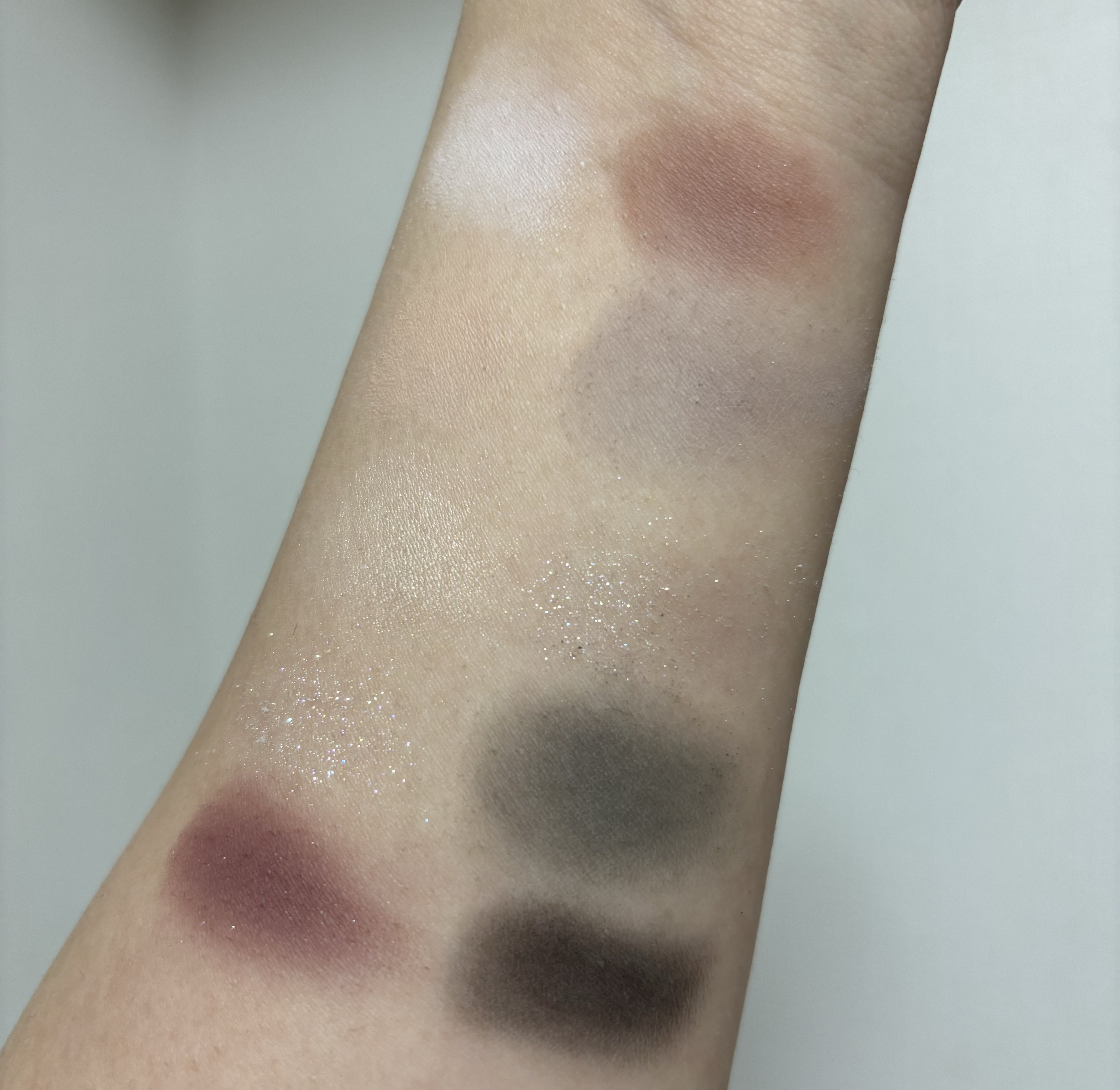 ビーマイベストフレンズハウスパレット/Milk Touch/アイシャドウパレットを使ったクチコミ（3枚目）