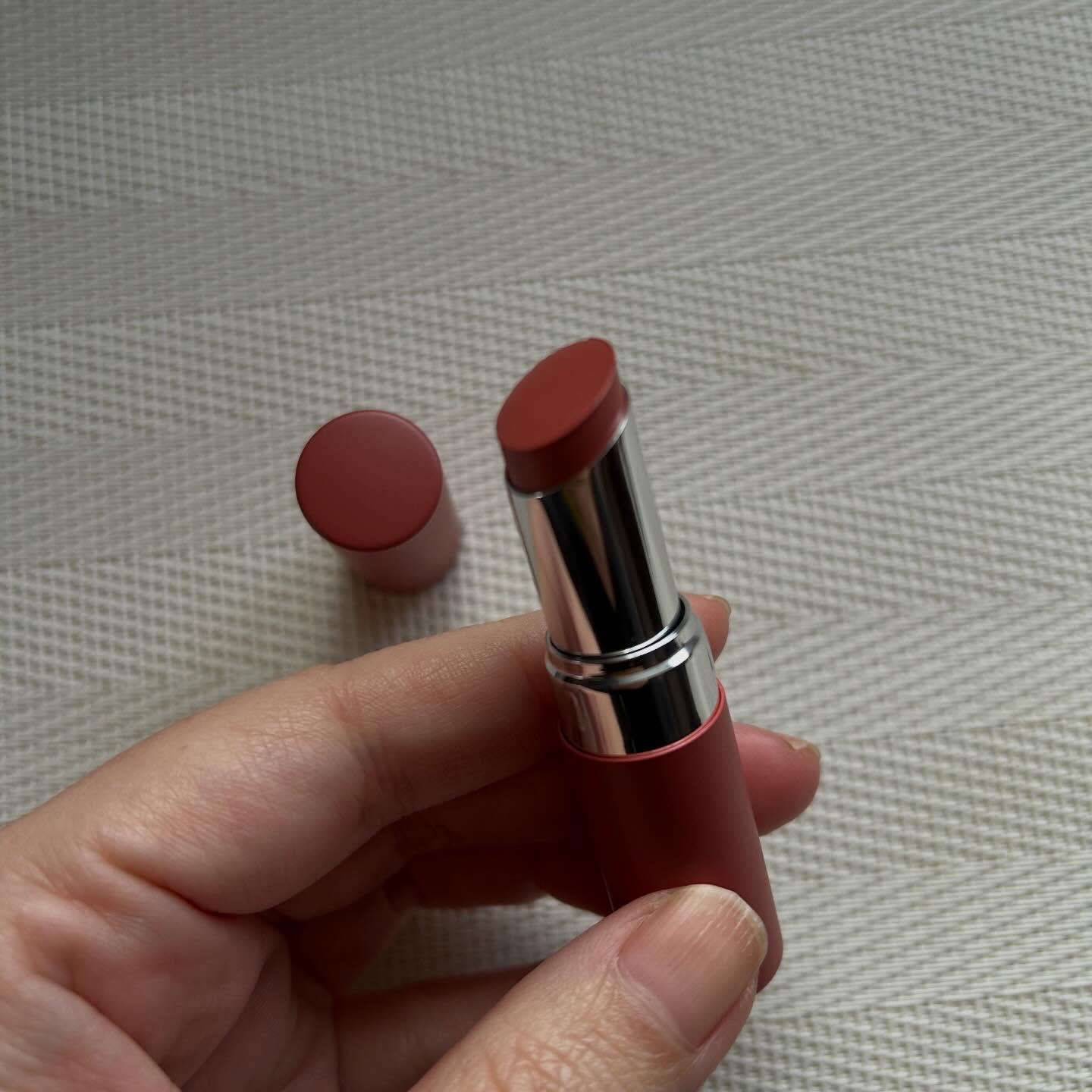 ブリリアージュ ボリューミー　フィルムリップバームのクチコミ「BRLLLIAGE 【ブリリアージュ】
ボリューミー フィルムリップバーム 
ミューテッドコー.....」（3枚目）