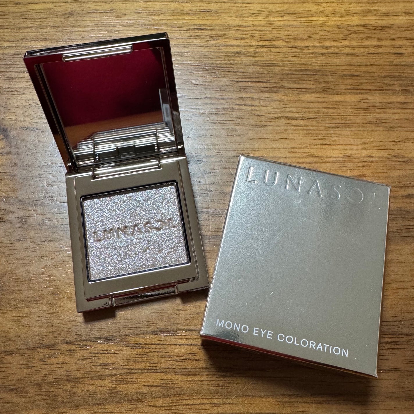 ルナソル モノアイカラーレーション/LUNASOL/単色アイシャドウを使ったクチコミ(1枚目)