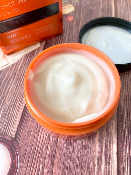 薬用メディショット オールインワンジェル〈シワ改善・美白〉【医薬部外品】/MEDI SHOT/オールインワン化粧品を使ったクチコミ(2枚目)