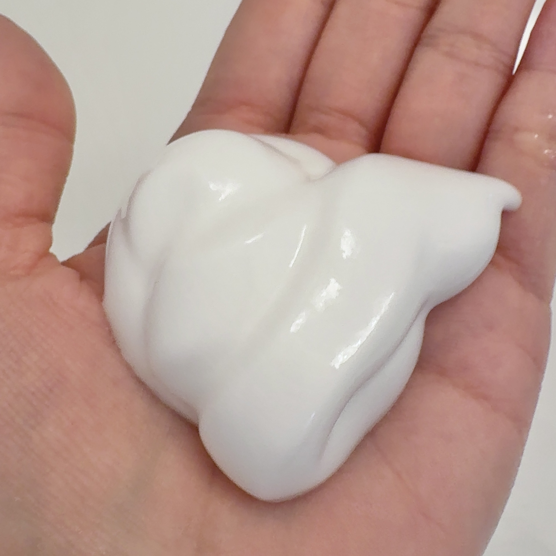 マイクロムース リフレッシャー/ALBLANC/泡洗顔を使ったクチコミ（2枚目）