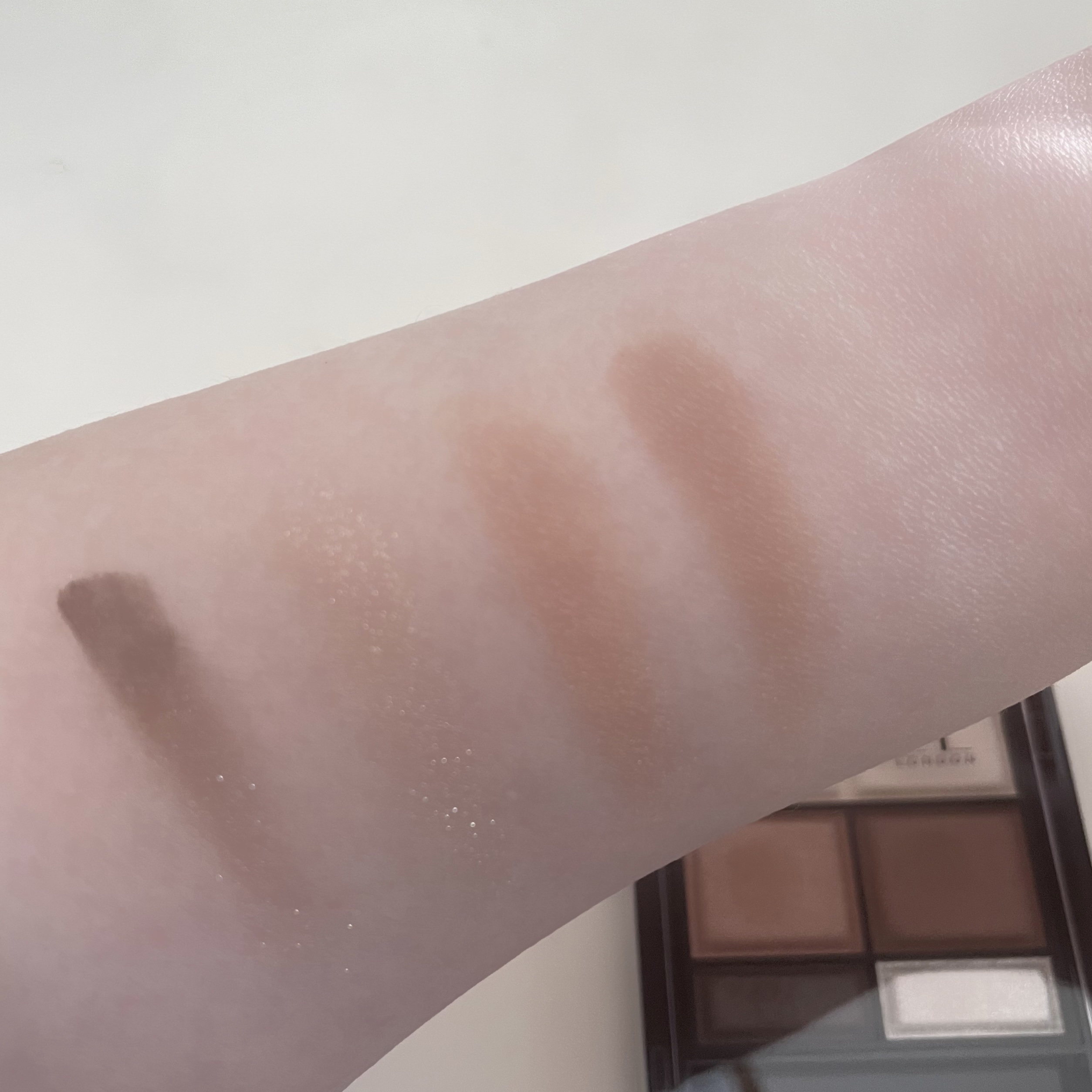 ワンダー スウィート アイシャドウ ソフトマット/リンメル ロンドン/アイシャドウパレットを使ったクチコミ（2枚目）