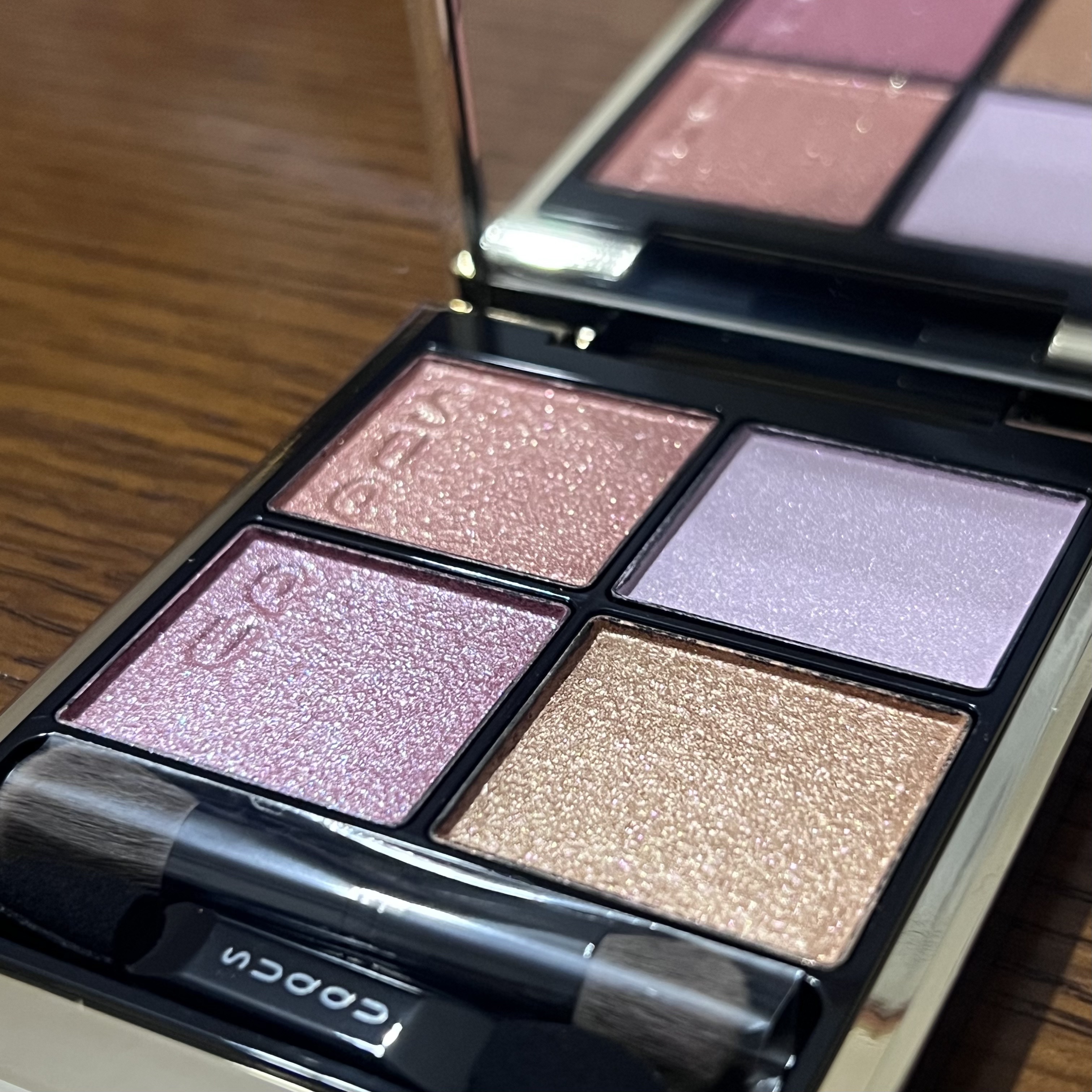 シグニチャー カラー アイズ/SUQQU/アイシャドウパレットを使ったクチコミ（3枚目）