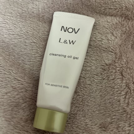 NOV L&W クレンジングオイルジェルのクチコミ「NOV
L&W クレンジングオイルジェル
お試し品を購入しました!
しっかりメイクを落とし.....」(1枚目)