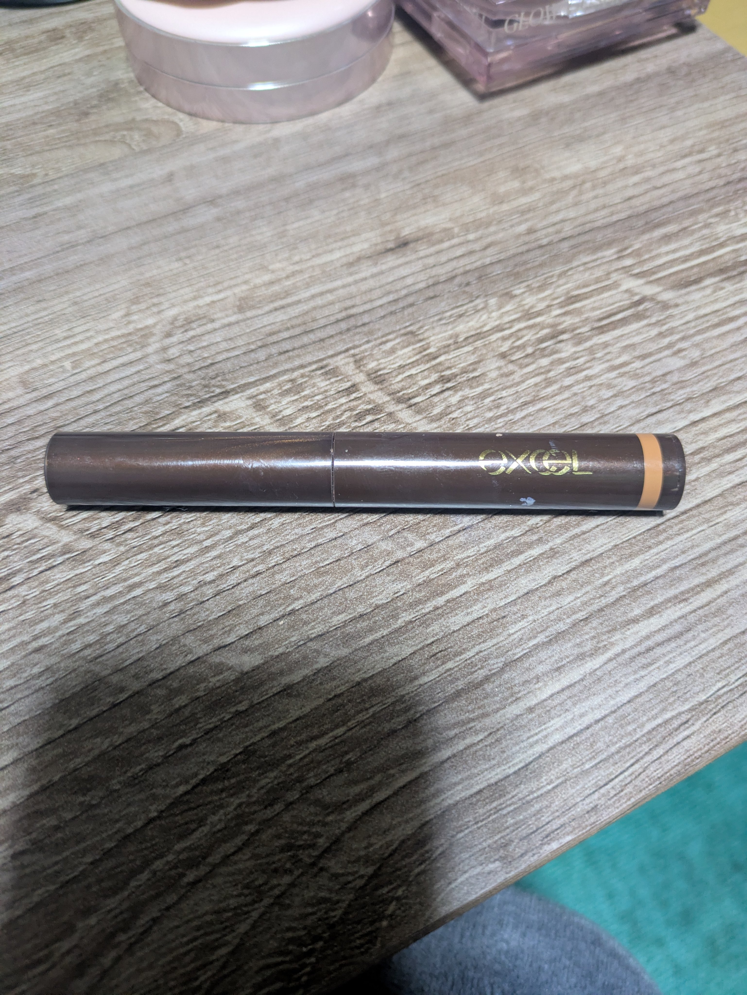 グリームオンフィットシャドウ/excel/スティックアイシャドウを使ったクチコミ（1枚目）