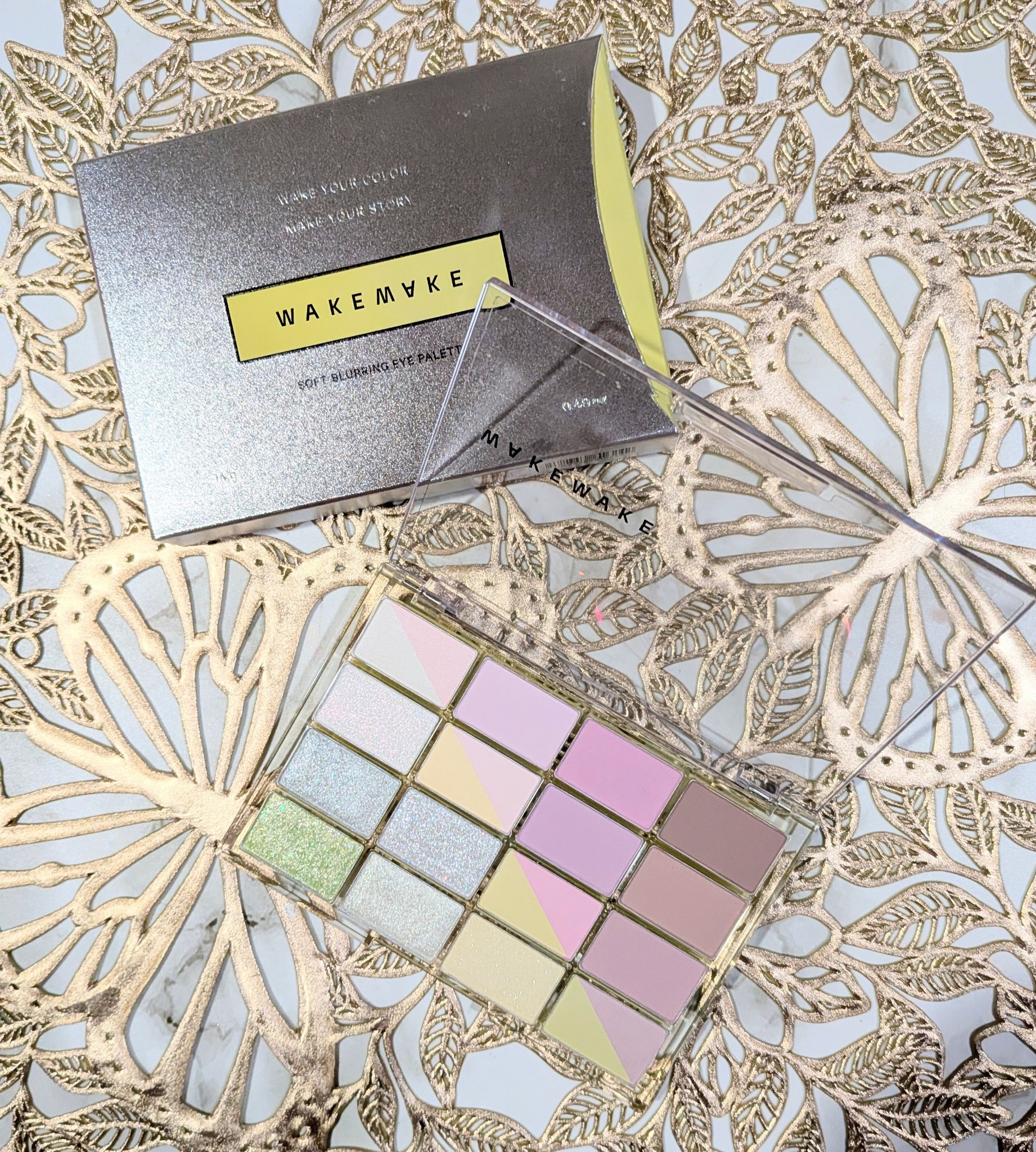 ソフトブラーリングアイパレット/wakemake/アイシャドウパレットを使ったクチコミ（1枚目）