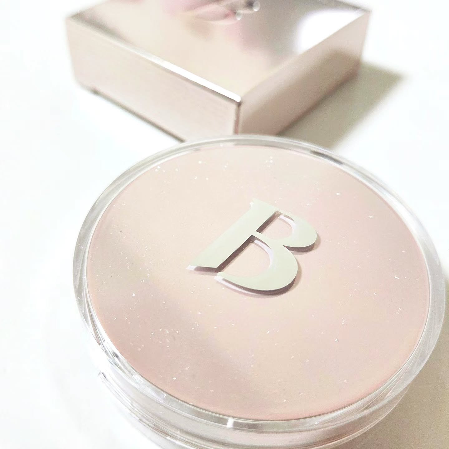 デューブーストクッションハイライター/BANILA CO/リキッドハイライトを使ったクチコミ（2枚目）