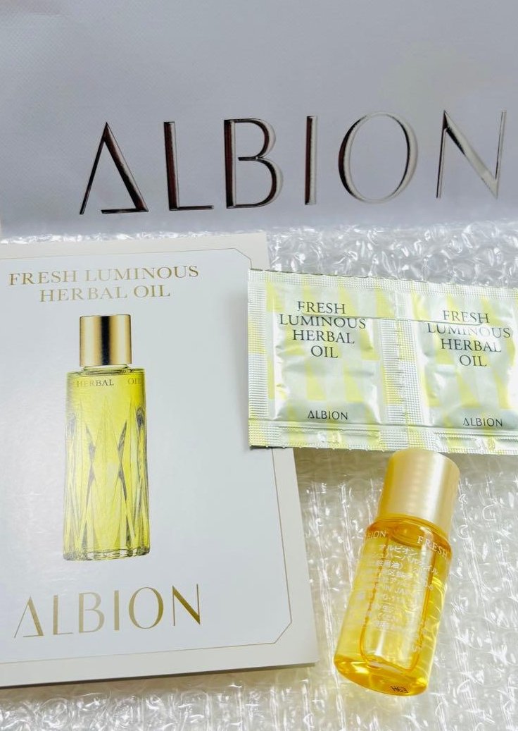 ALBION アルビオン ハーバルオイル トリニティフュージョンのクチコミ「ALBION　アルビオン ハーバルオイル トリニティフュージョン

【使った商品】
ALBIO.....」（1枚目）