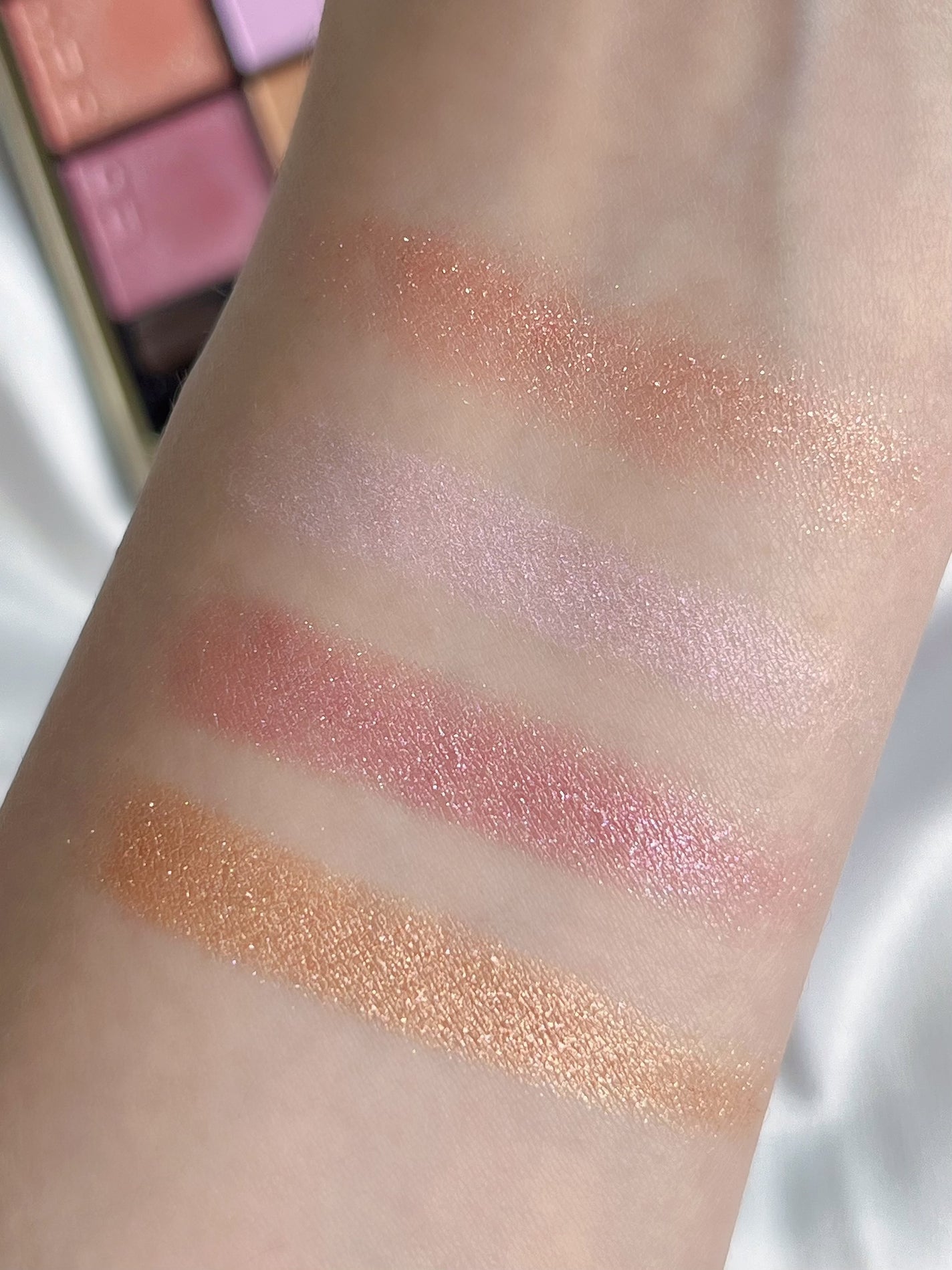 シグニチャー カラー アイズ/SUQQU/アイシャドウパレットを使ったクチコミ(4枚目)