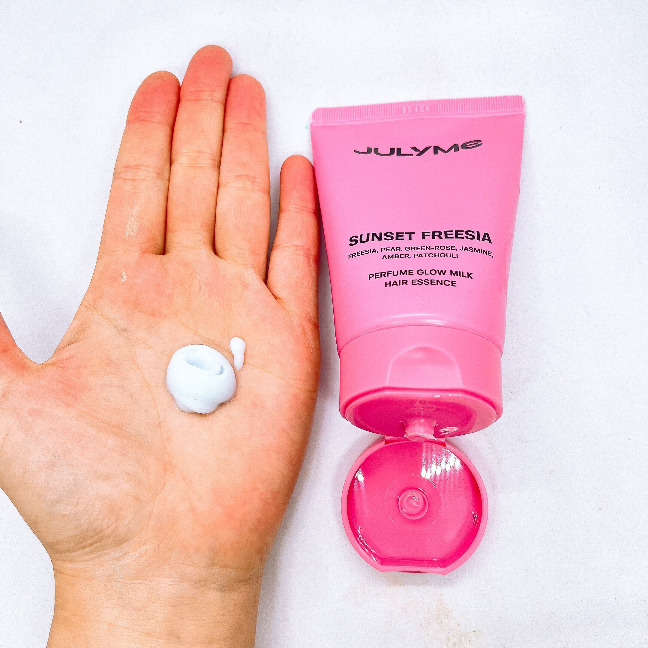 パフューム グロウミルク ヘアエッセンス Sunset Freesia/JUL7ME/ヘアミルクを使ったクチコミ（2枚目）