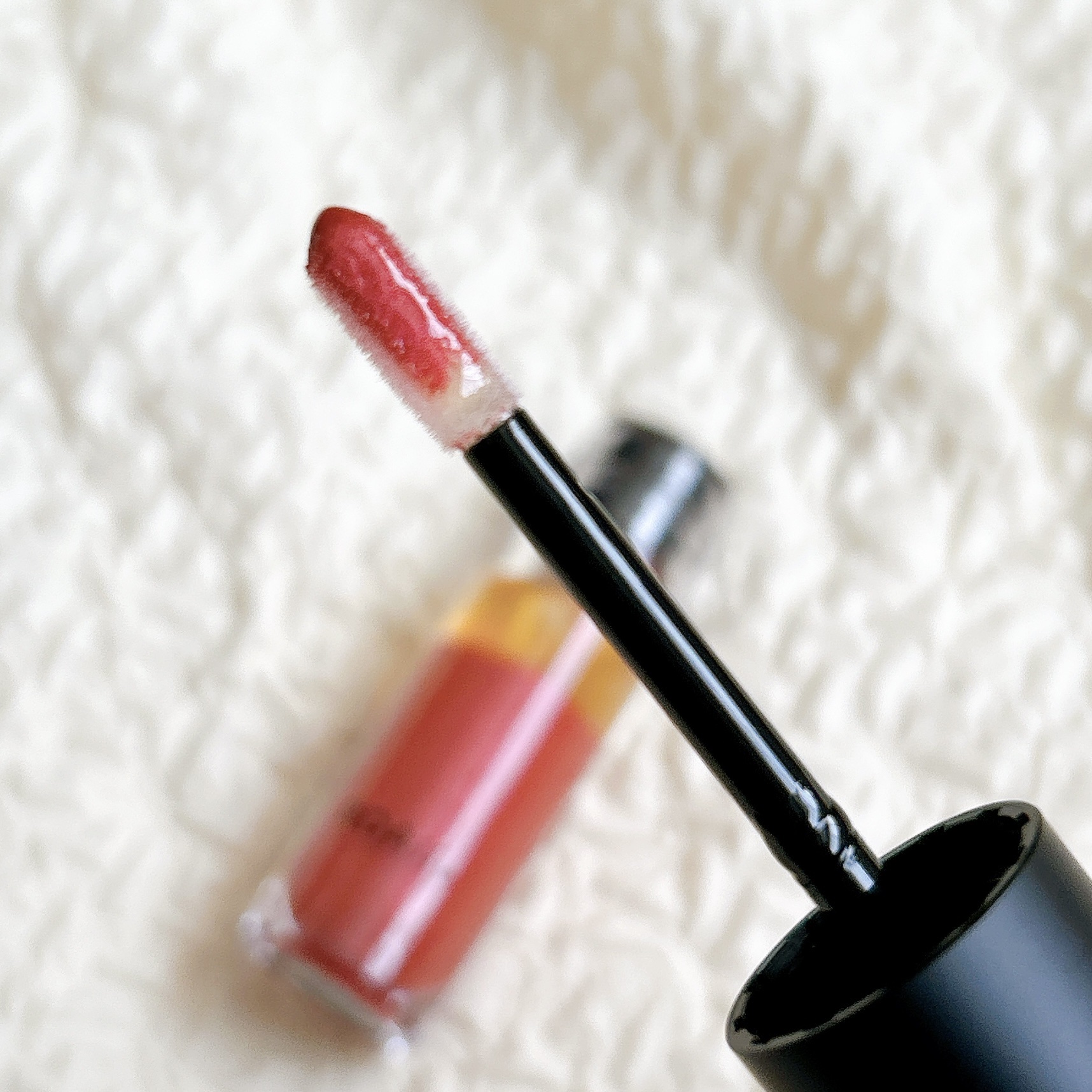 ハニーラスター/ROAlív/リップグロスを使ったクチコミ（3枚目）