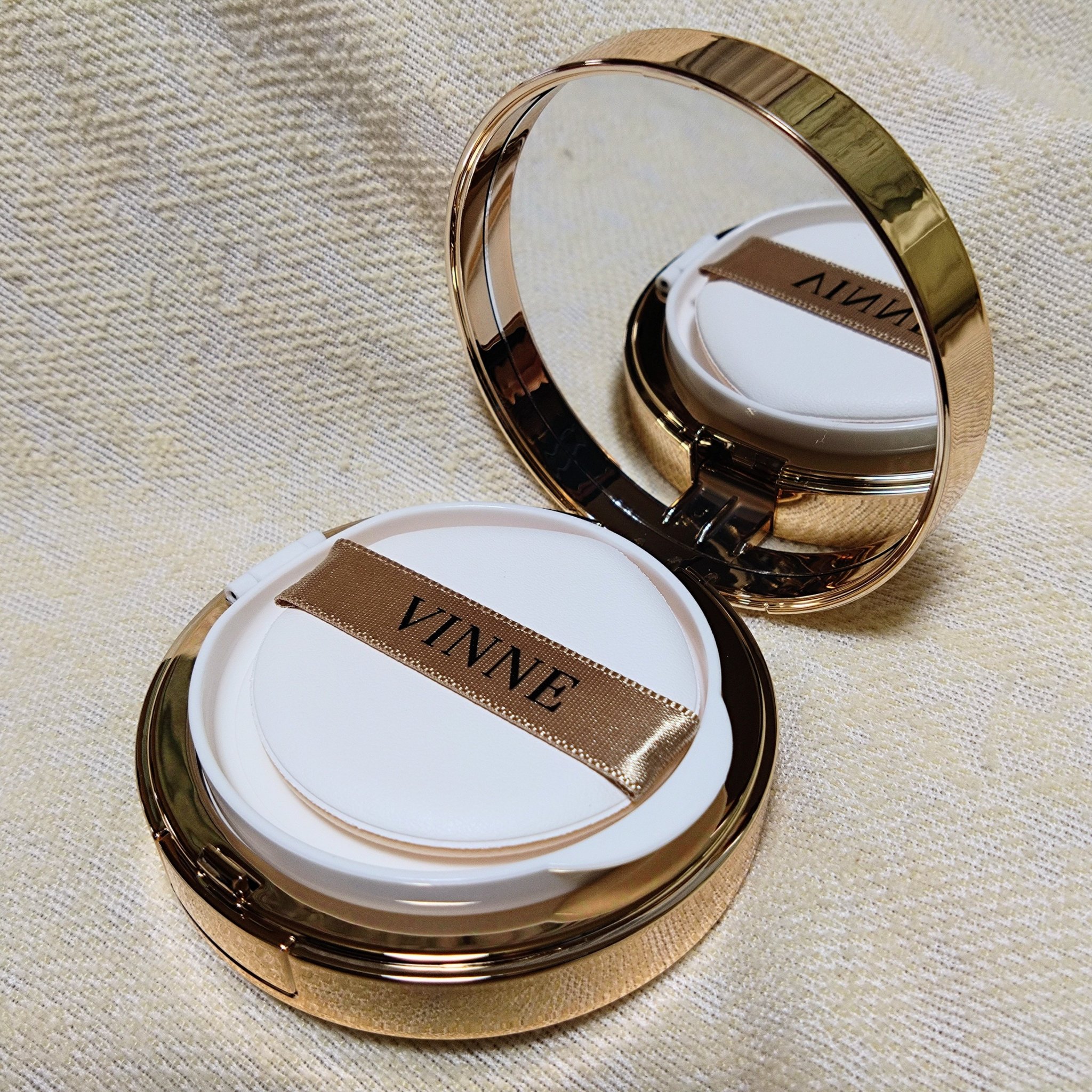 プレステージグロウスキンフィットクッション/VINNE /クッションファンデーションを使ったクチコミ（2枚目）