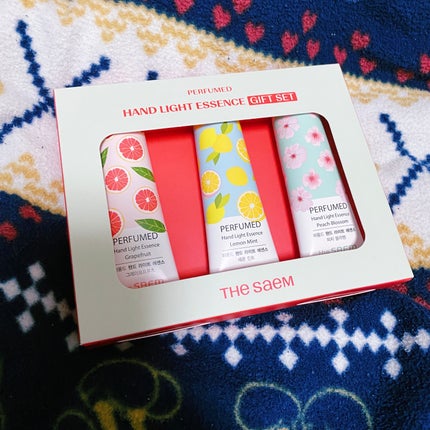 パフュームドハンドライトエッセンスギフトセット〈ハンドクリーム〉/the SAEM/ハンドクリームを使ったクチコミ(2枚目)