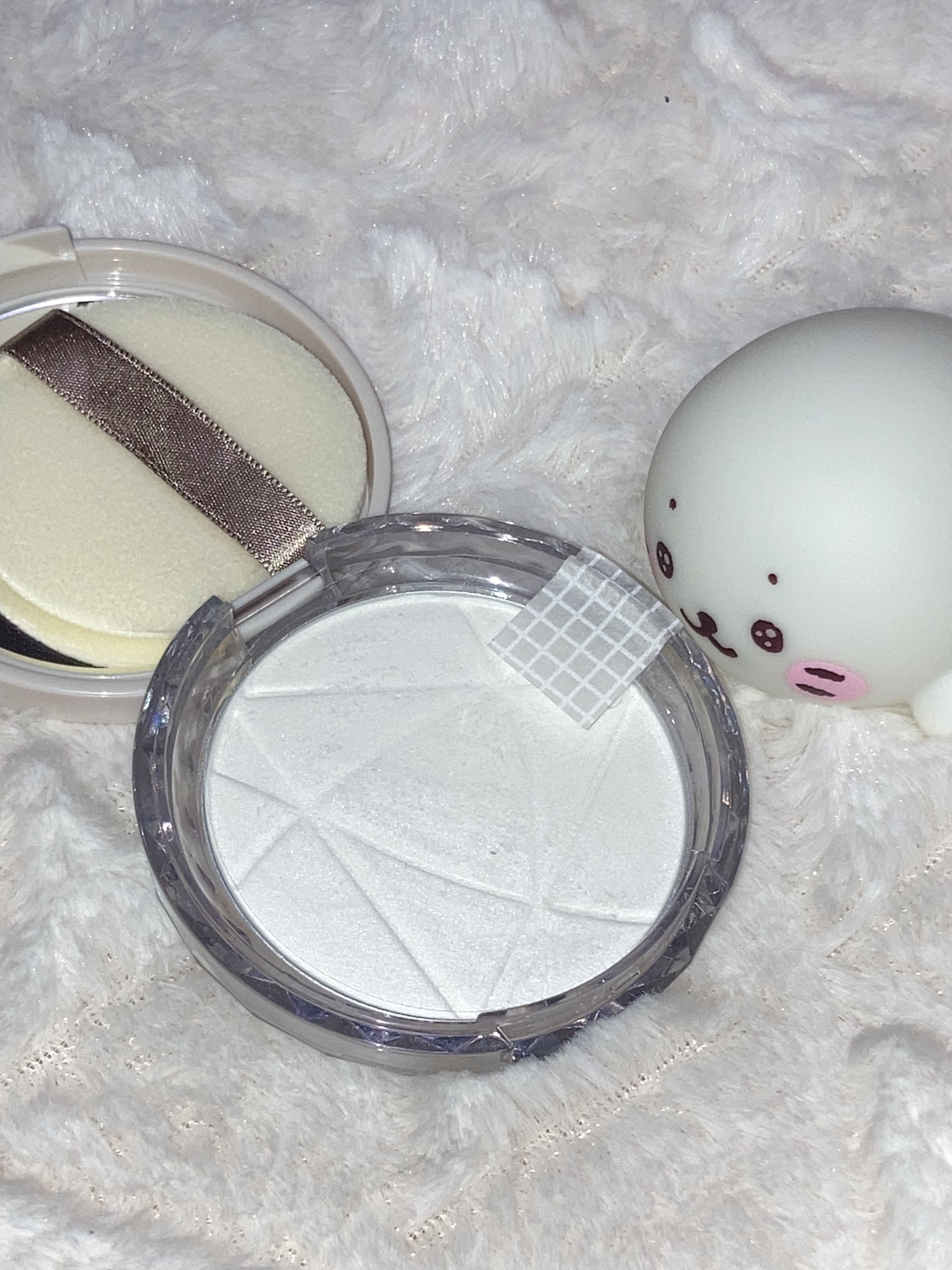 毛穴レスパウダー/CEZANNE/プレストパウダーを使ったクチコミ（2枚目）