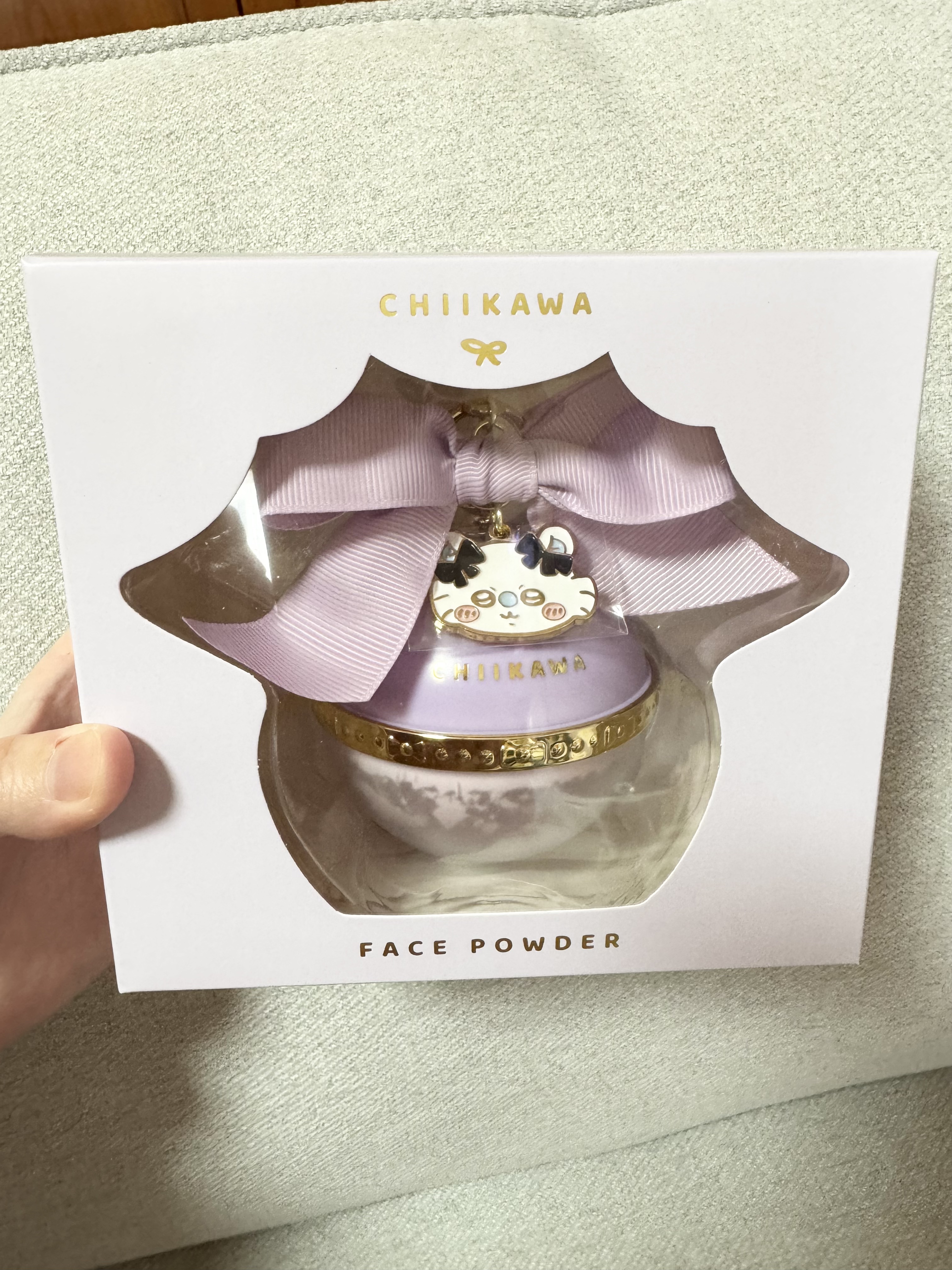 ちいかわ リボンシリーズ ルースフェイスパウダー/SHOBIDO/フェイスパウダーを使ったクチコミ（1枚目）