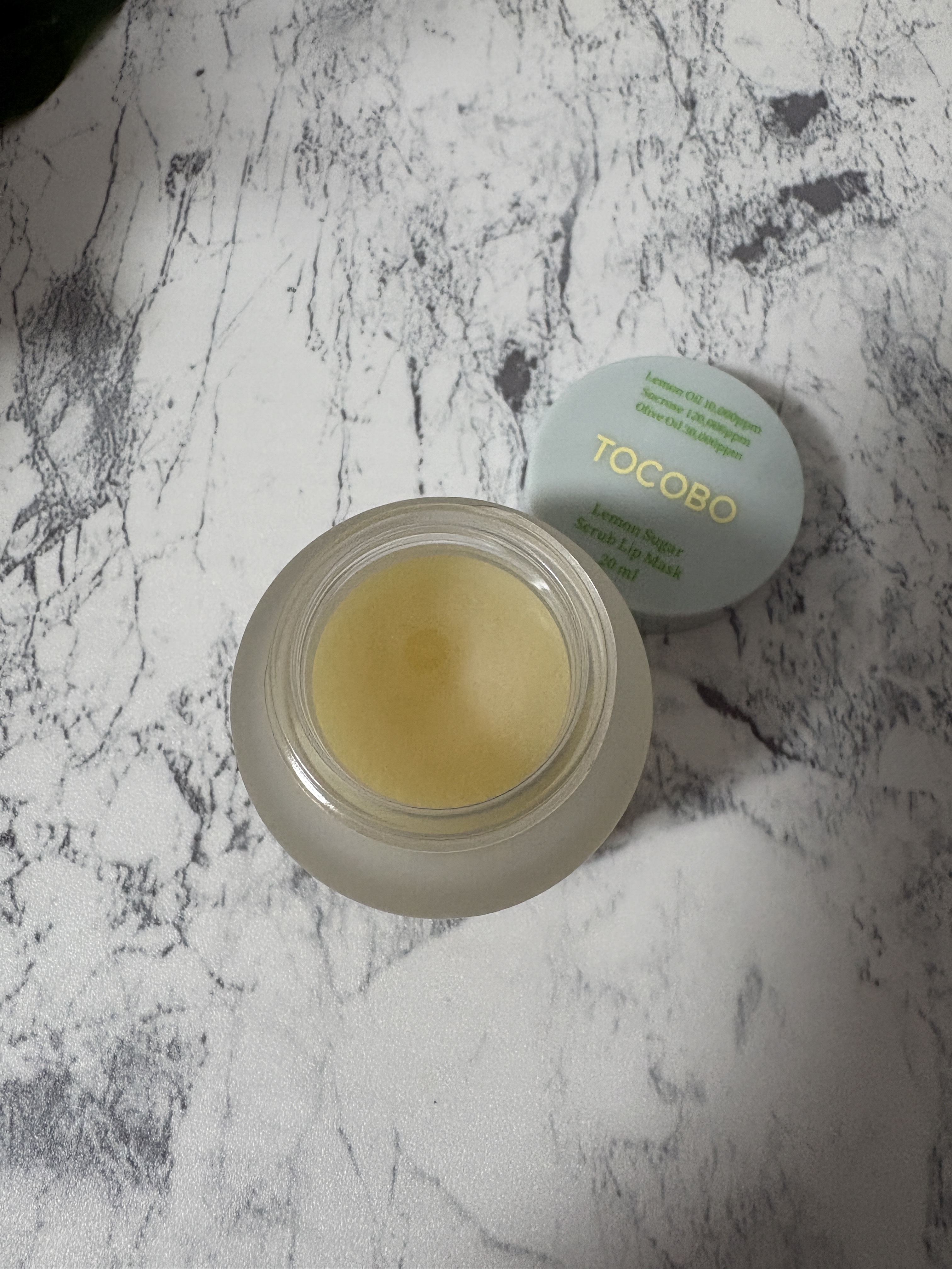 レモンシュガースクラブリップマスク/TOCOBO/リップスクラブを使ったクチコミ（3枚目）