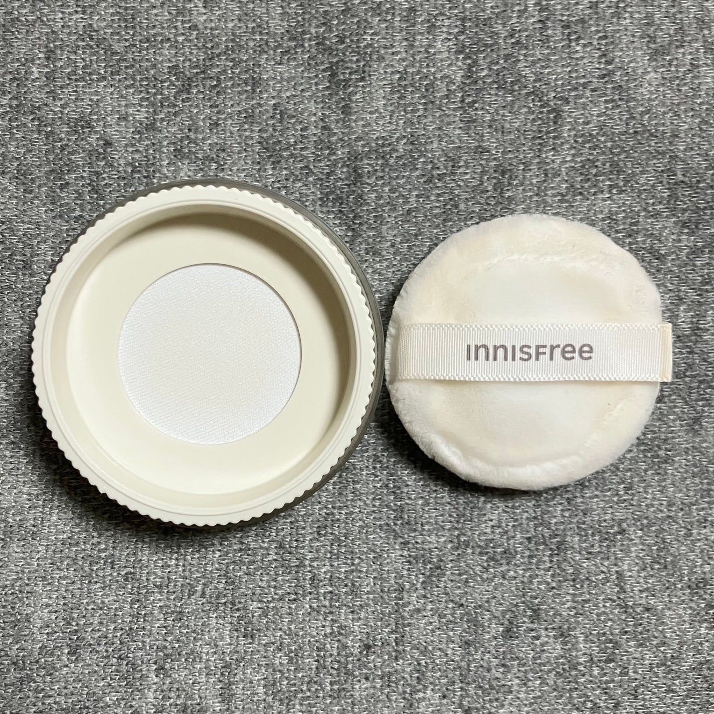 ポアブラー パウダー/innisfree/ルースパウダーを使ったクチコミ(2枚目)