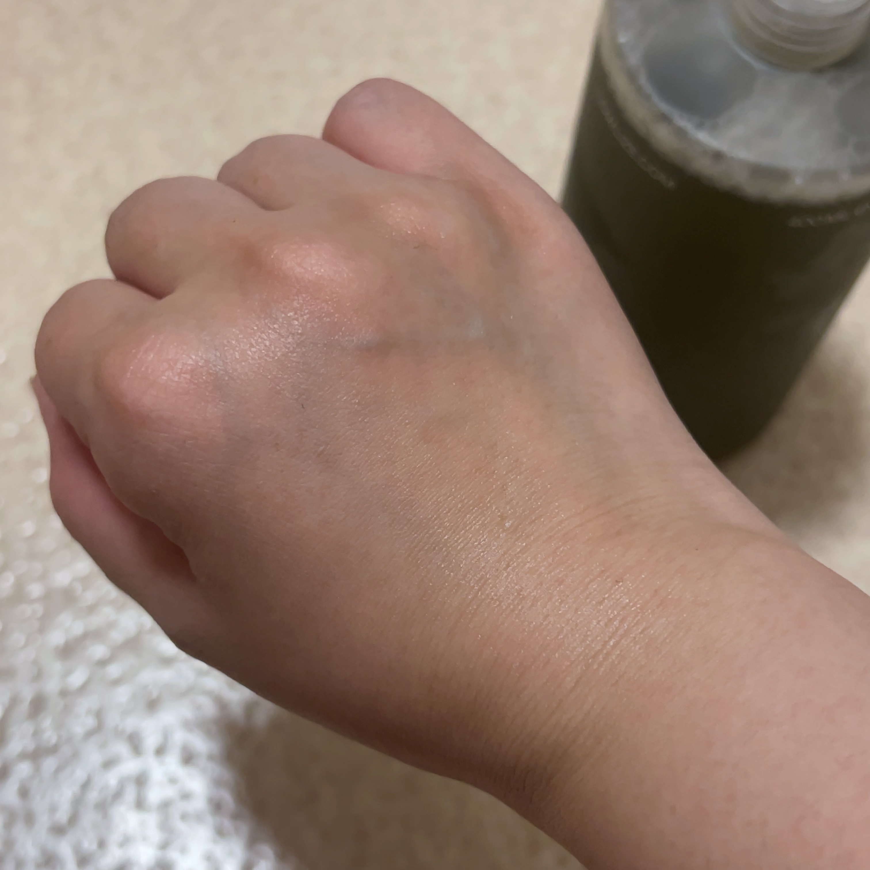 ファーストバランシングトナー/Lowlize/化粧水を使ったクチコミ（3枚目）