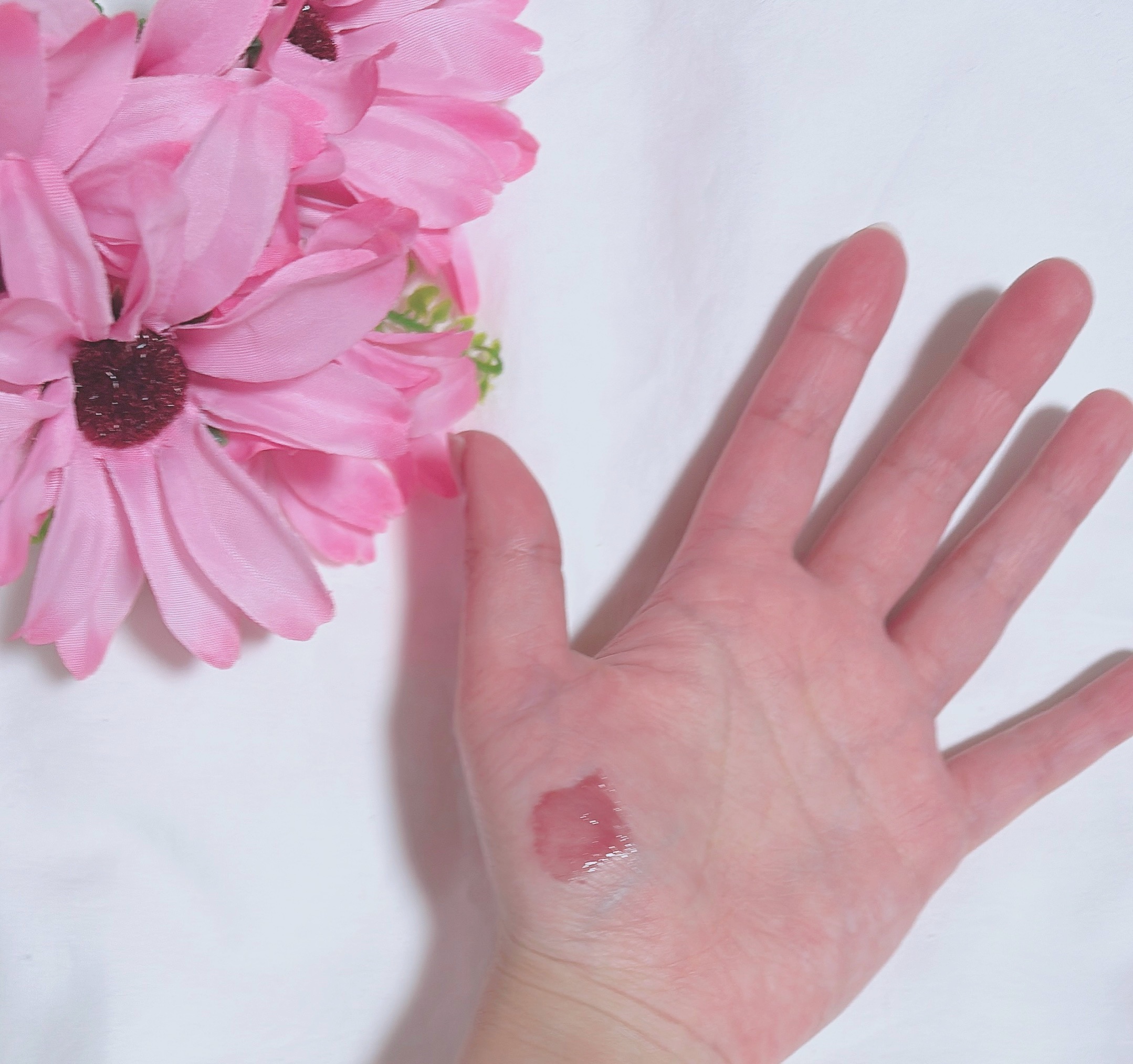 ダブルグレーズロッカー/MERZY/リップグロスを使ったクチコミ（3枚目）