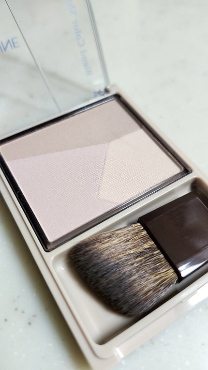 ブレンドカラーシェーディング/CEZANNE/シェーディングを使ったクチコミ(2枚目)