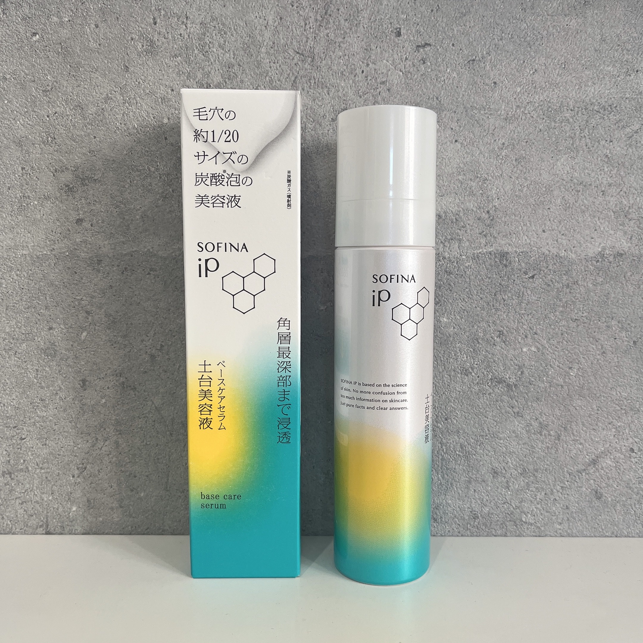 SOFINA iP ソフィーナ iP ベースケア セラム＜土台美容液＞のクチコミ「SOFINA iP ベースケア セラム〈土台美容液〉

＼とろしゅわ〜🫧／
毛穴の約1/20サ.....」（1枚目）
