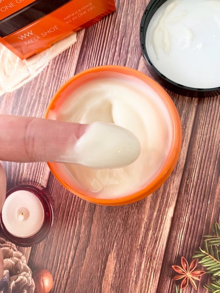 薬用メディショット オールインワンジェル〈シワ改善・美白〉【医薬部外品】/MEDI SHOT/オールインワン化粧品を使ったクチコミ(3枚目)