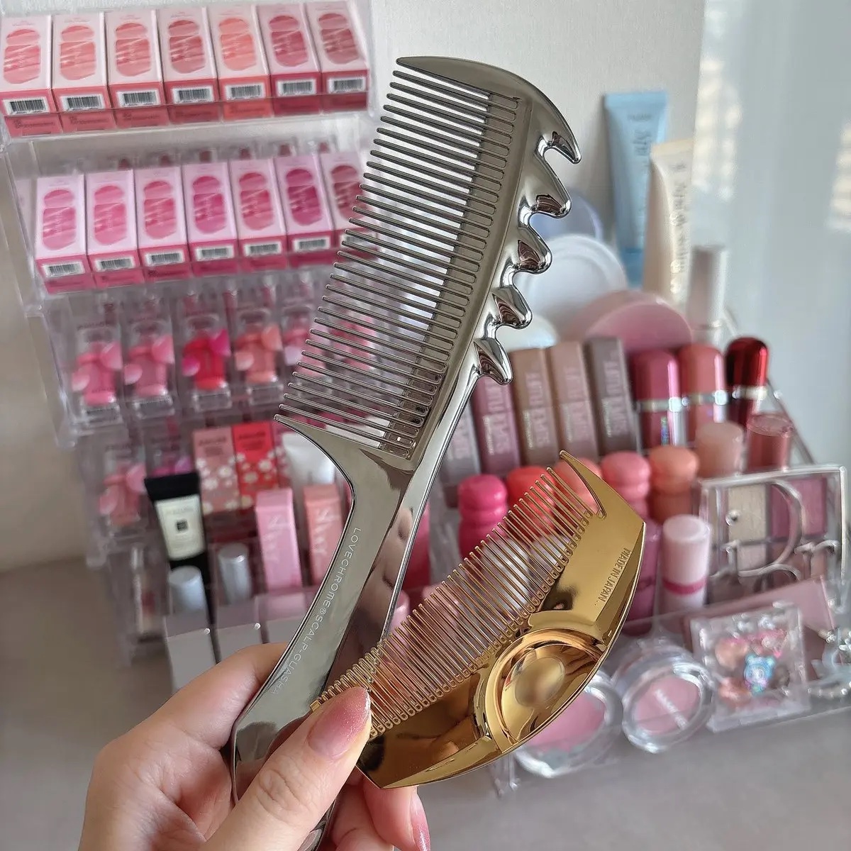 (R)K24GPツキ ゴールド/LOVECHROME/ヘアコームを使ったクチコミ（2枚目）