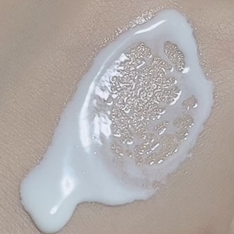 サンカット® 無重力感UV エッセンス/サンカット®/日焼け止めローションを使ったクチコミ（2枚目）