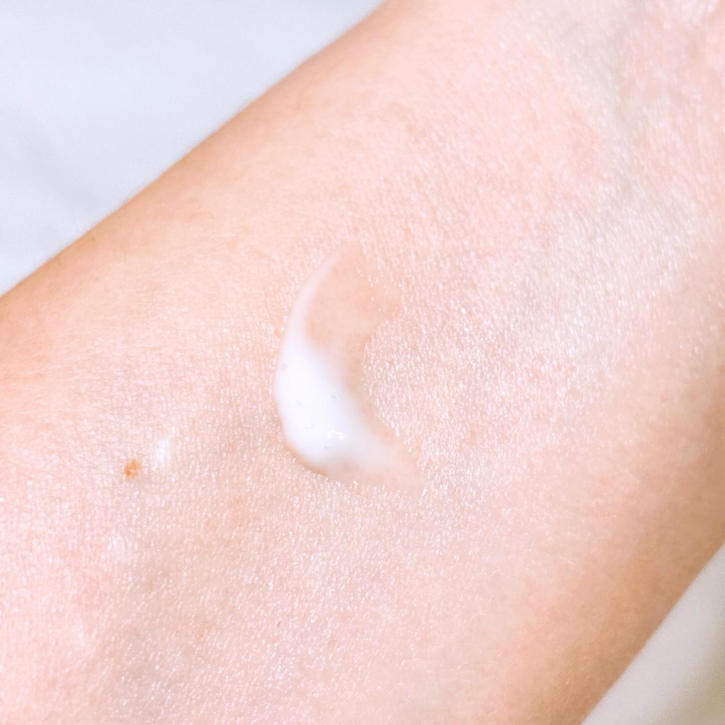 BAKUCHI NEEDLE SHOT DARK CARE AUTO EYE CREAM/LIALUSTER/アイケア・アイクリームを使ったクチコミ（3枚目）