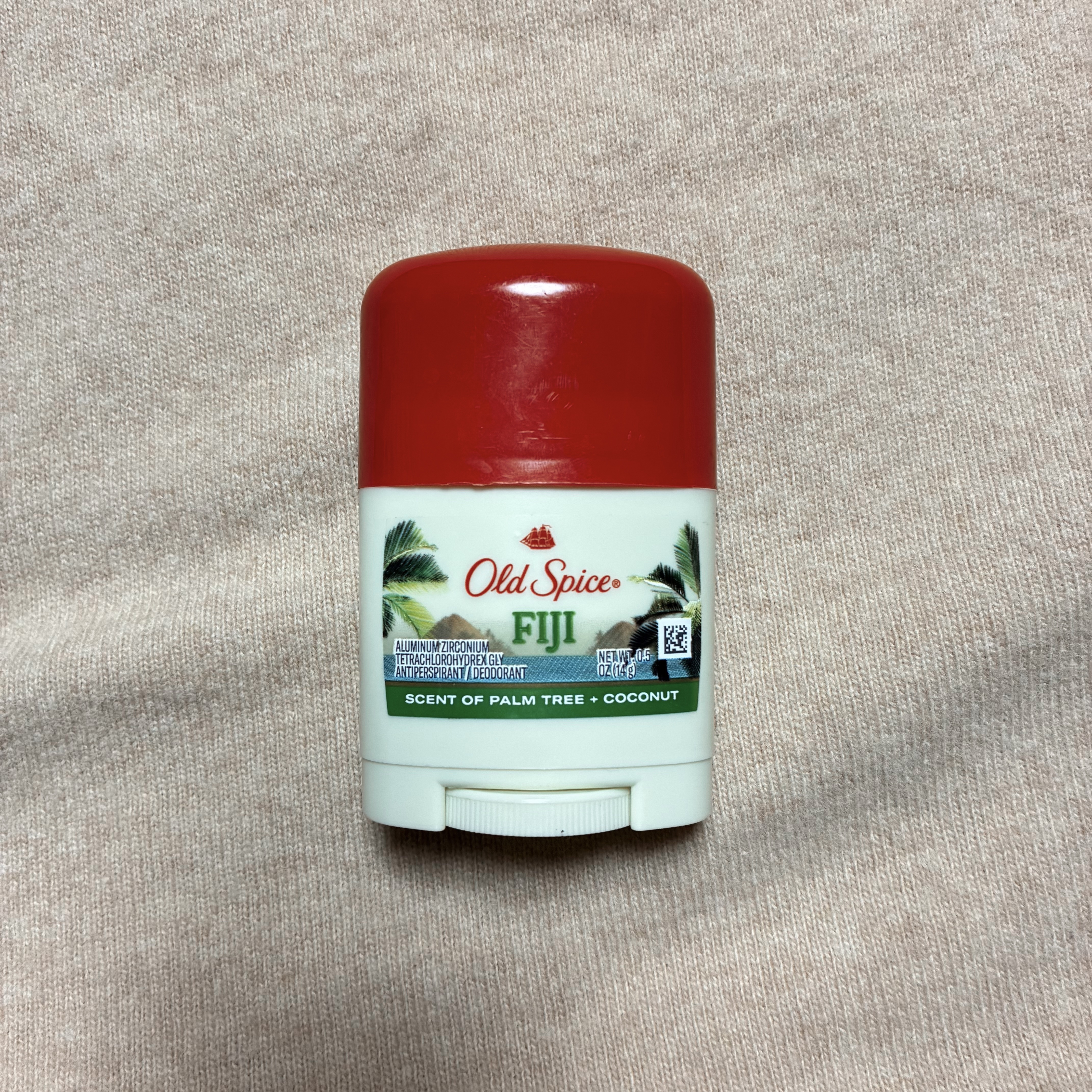 オールドスパイス オールドスパイス(Old Spice) Fiji デオドラントのクチコミ「ハワイのtargetで購入ʕ•̫͡•ॽ
トラベル用のミニサイズだから、持ち運びにもばっちり。
.....」（1枚目）