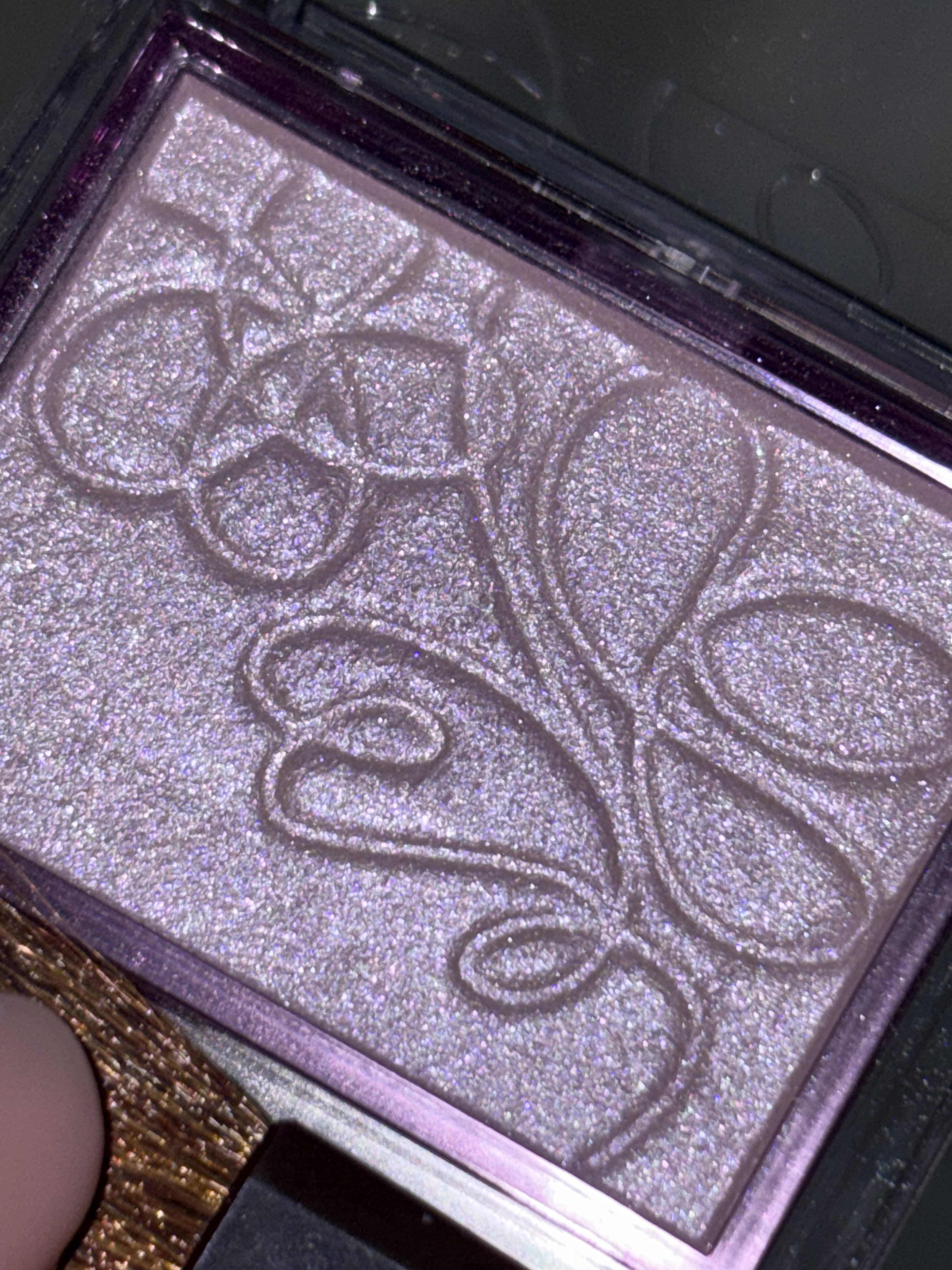 パールグロウニュアンサー/CEZANNE/パウダーハイライトを使ったクチコミ（3枚目）