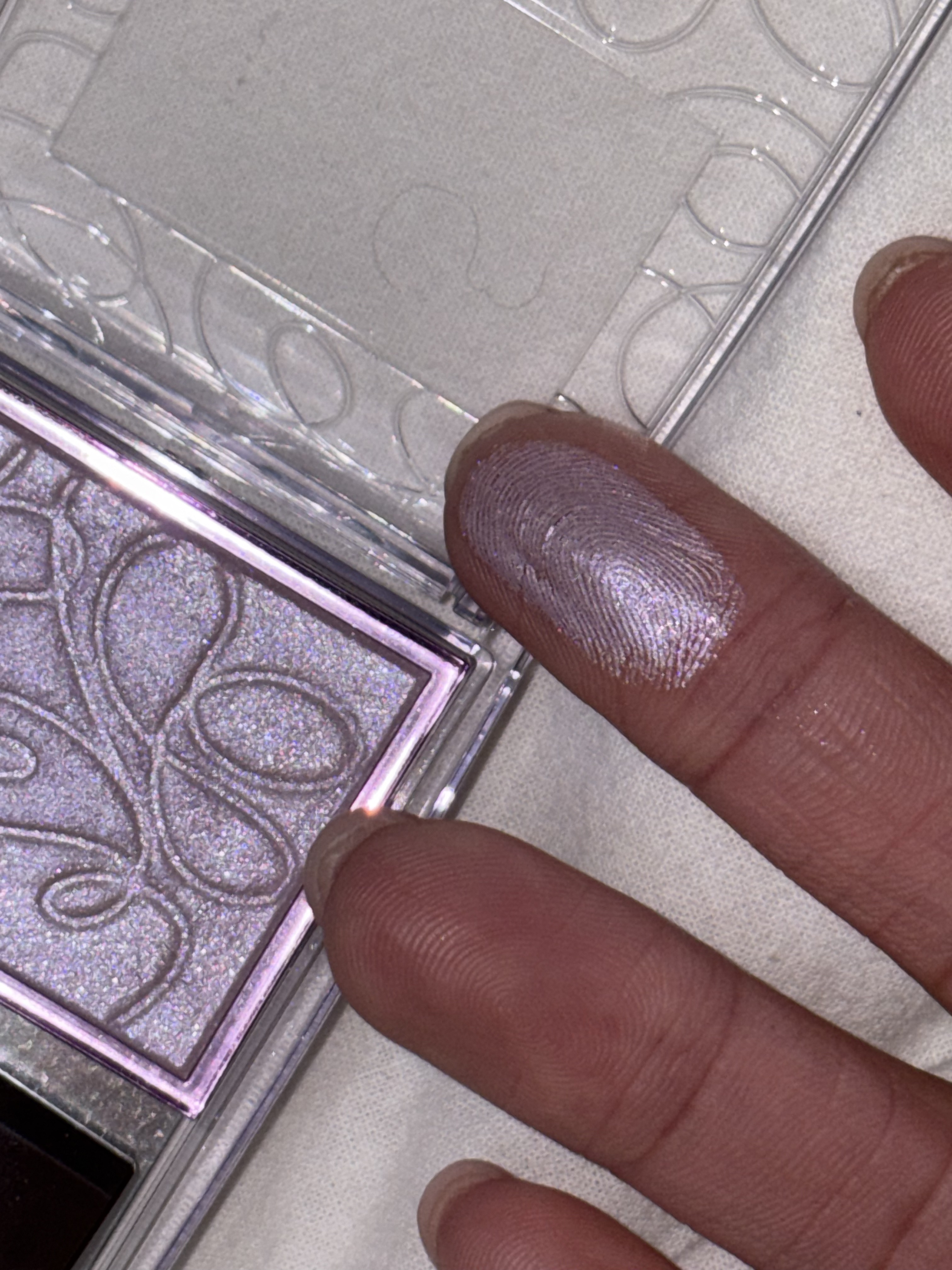 パールグロウニュアンサー/CEZANNE/パウダーハイライトを使ったクチコミ（2枚目）