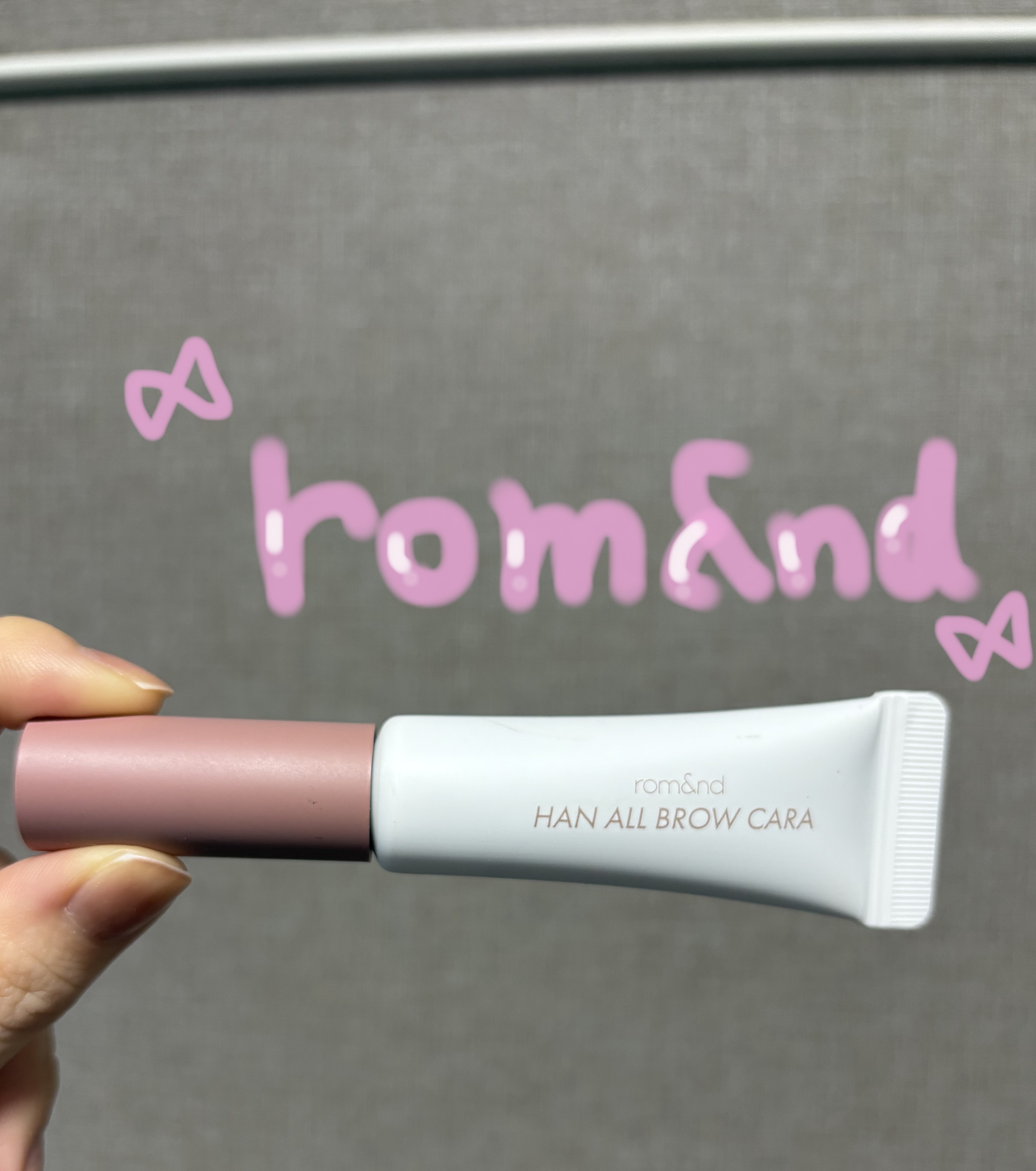 ハンオールブロウカラ 05 ダスキーローズ(DUSKY ROSE)(日本限定)/rom&nd/眉マスカラを使ったクチコミ（1枚目）