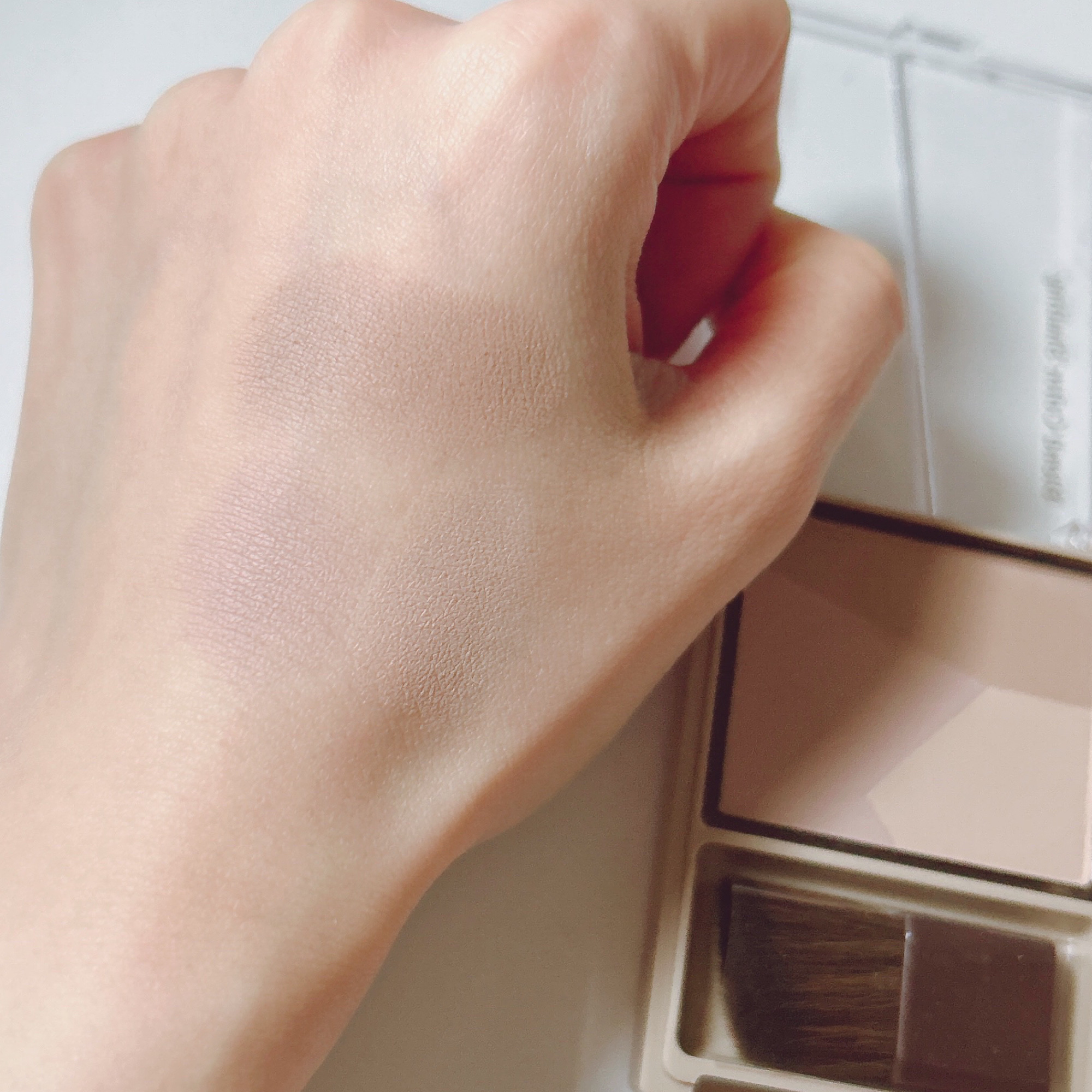 ブレンドカラーシェーディング/CEZANNE/シェーディングを使ったクチコミ（2枚目）