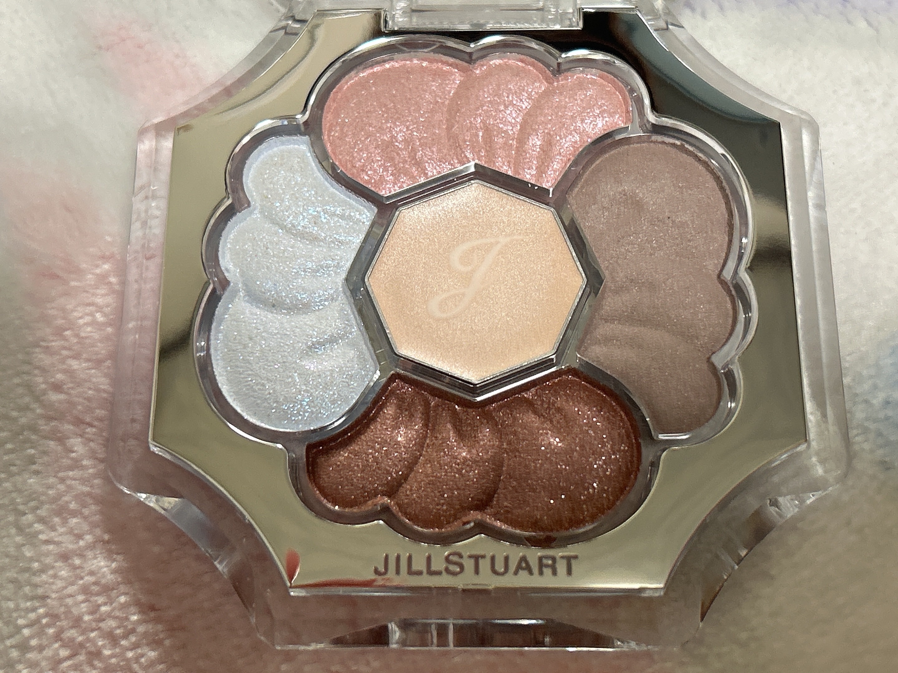 ジルスチュアート　ドレスドブルーム アイズ/JILL STUART/アイシャドウパレットを使ったクチコミ（1枚目）