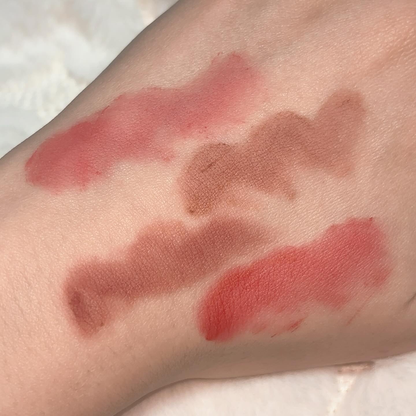 ベア ベルベット ティント/Coralhaze/リップティントを使ったクチコミ（3枚目）