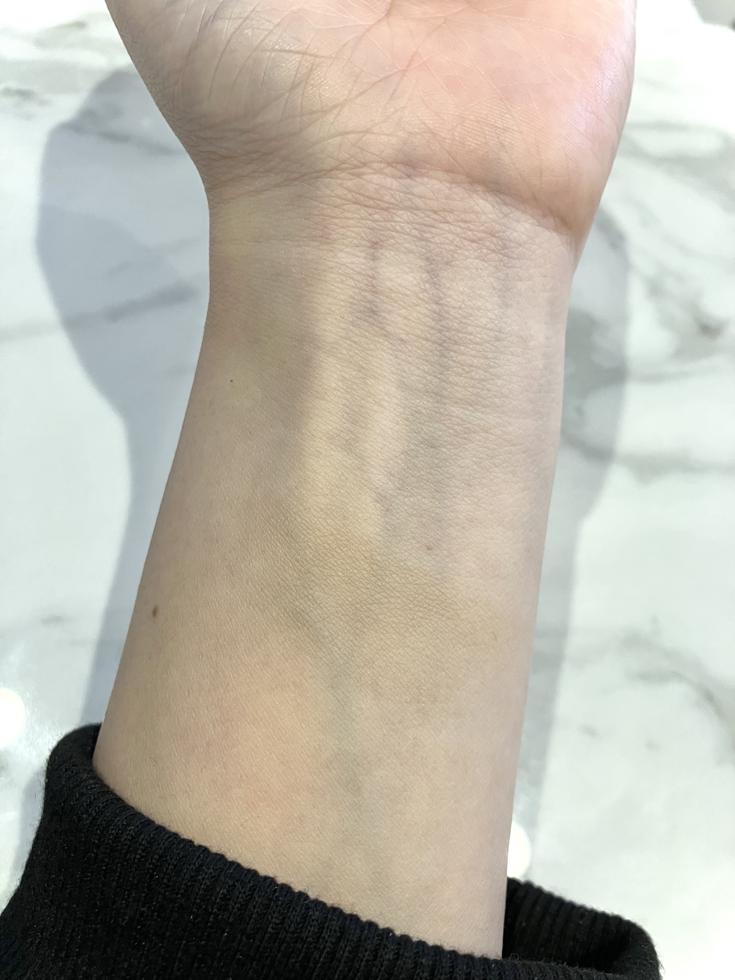 ヴェールドコントゥア/too cool for school/シェーディングを使ったクチコミ（3枚目）