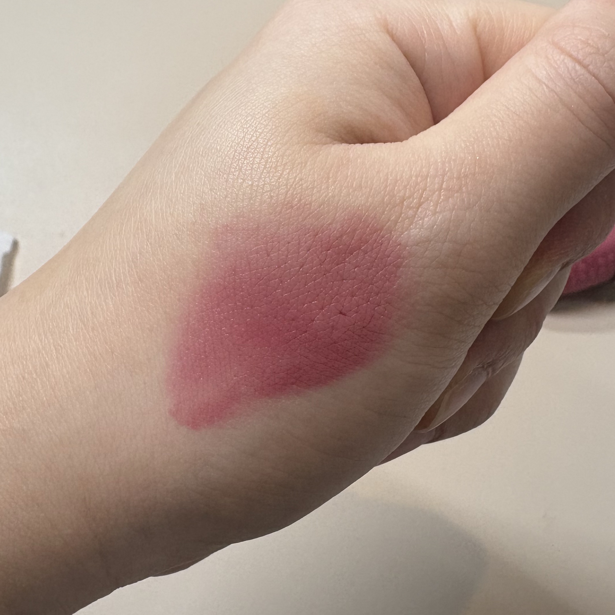 ジルスチュアート ブルームドロップ リップ＆チーク シフォン/JILL STUART/リキッドチークを使ったクチコミ（2枚目）