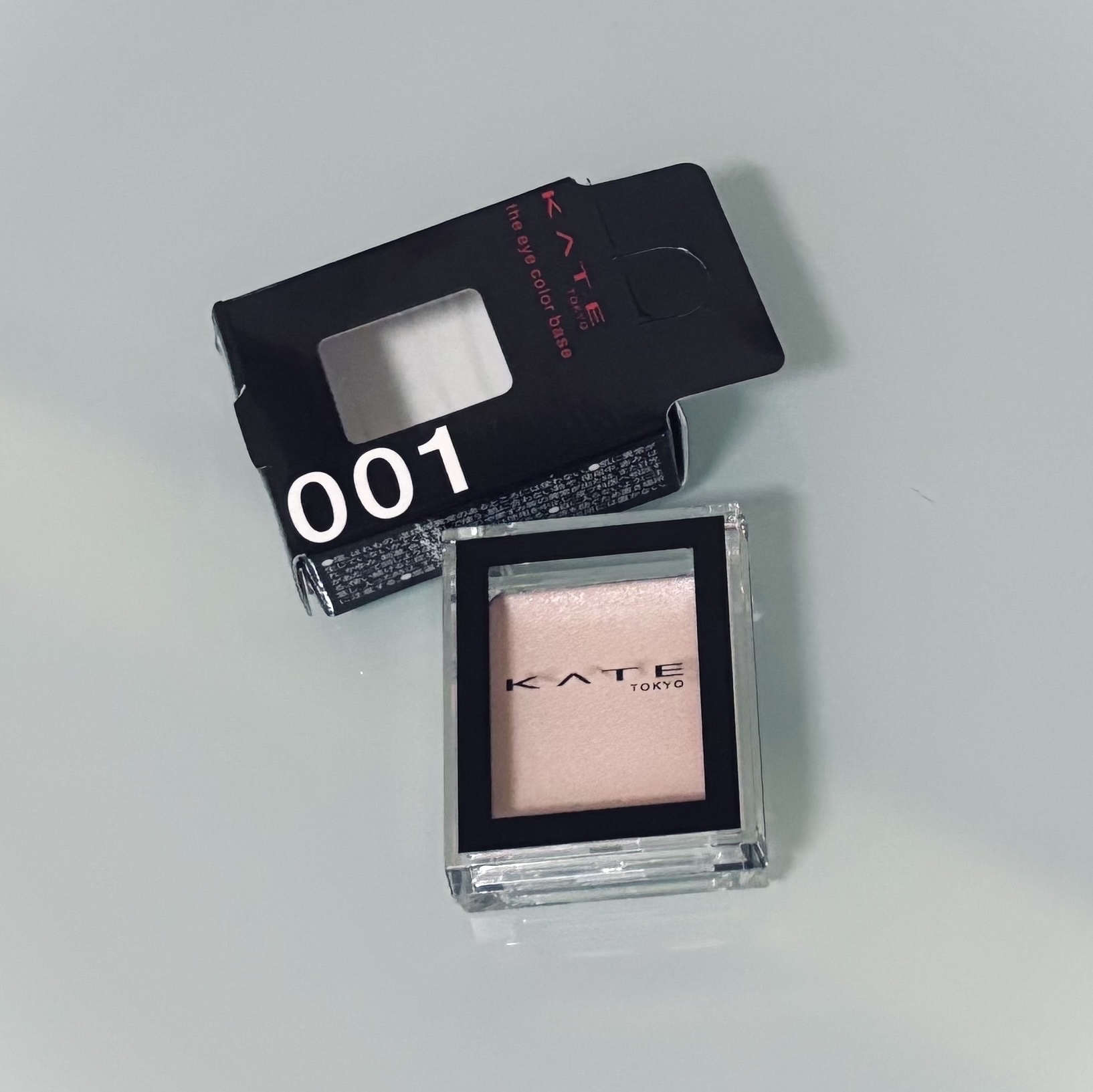 ザ アイカラーベース/KATE/アイシャドウベースを使ったクチコミ（1枚目）
