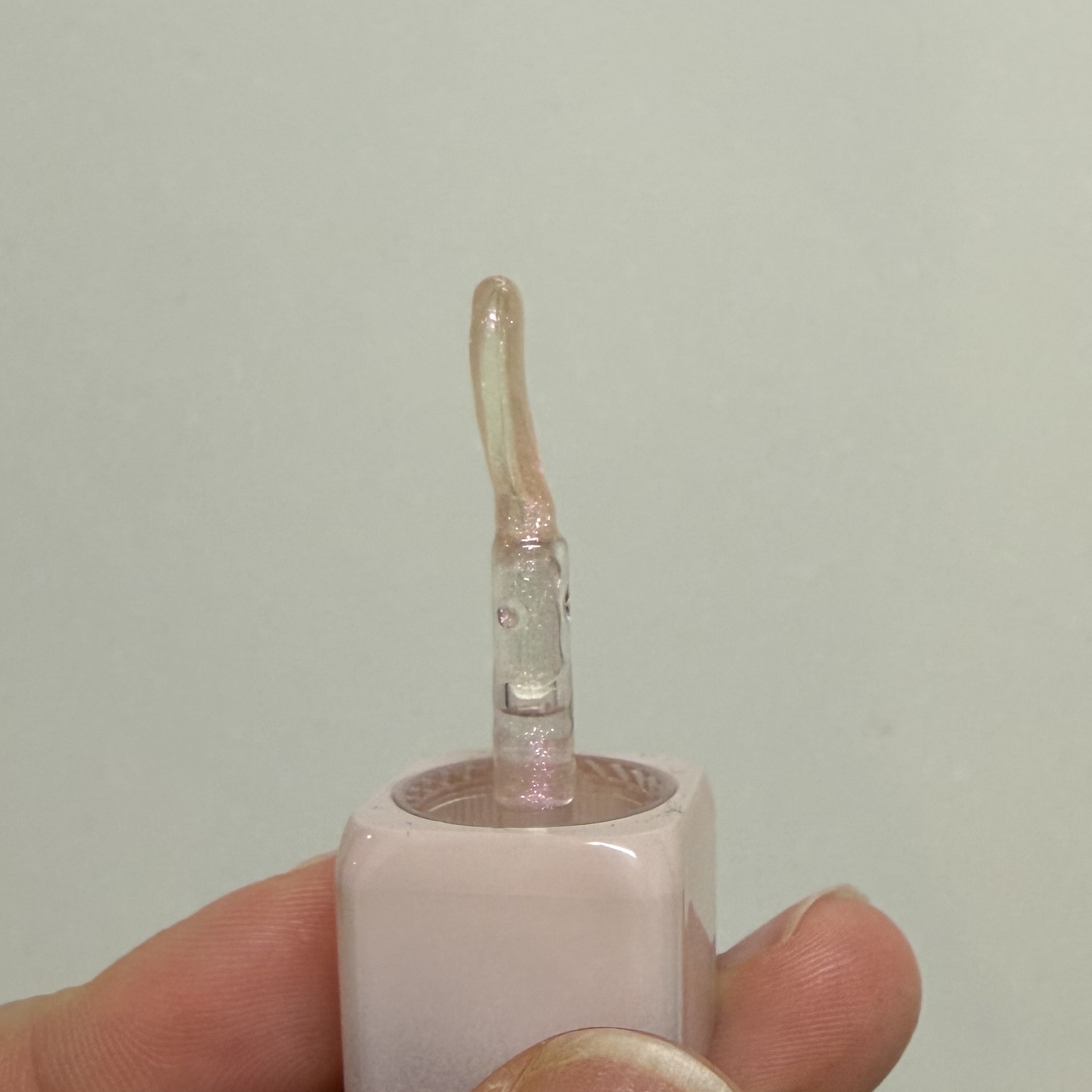 デューステインシアーオーロラグロス/Milk Touch/リップグロスを使ったクチコミ（3枚目）