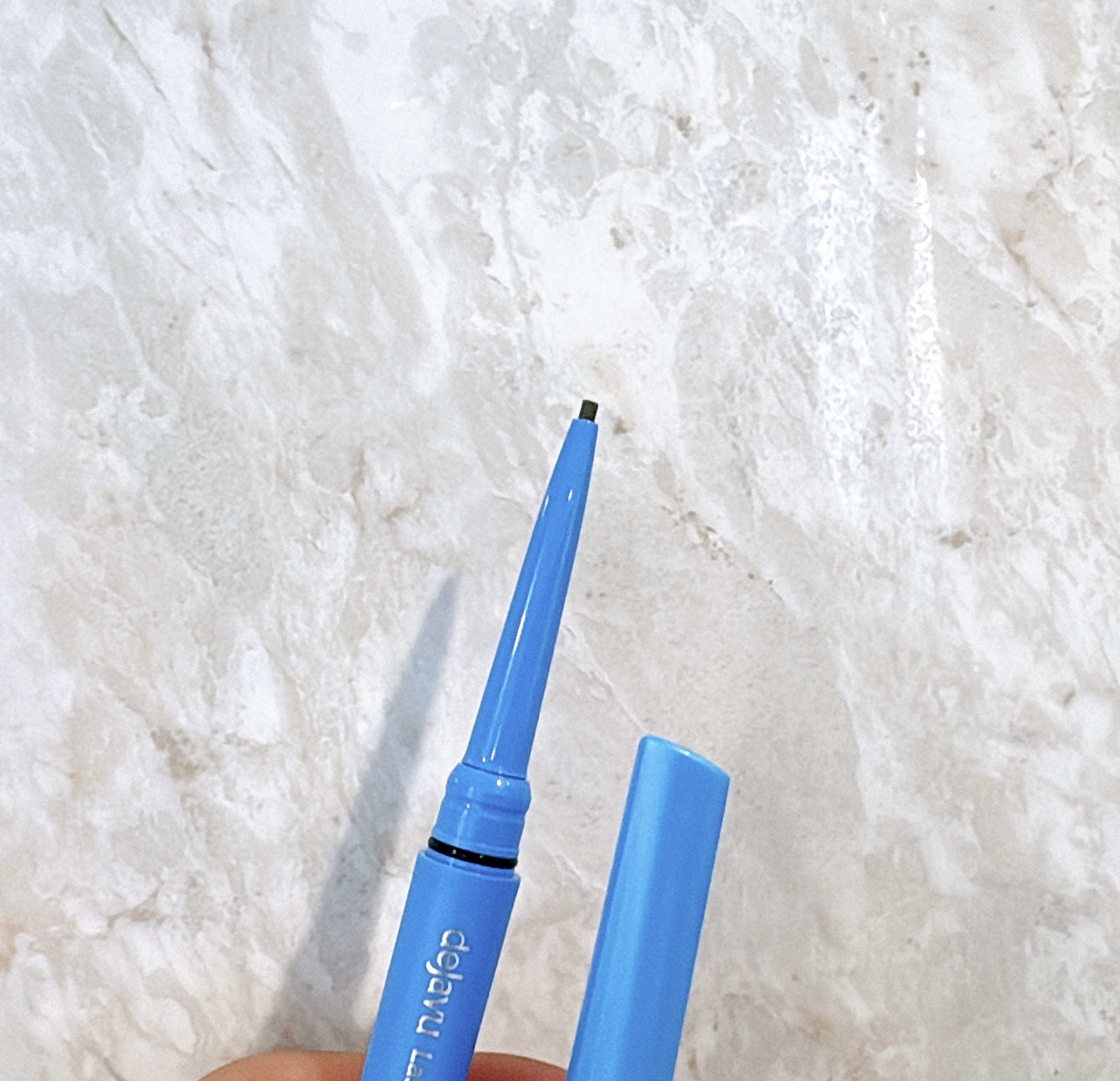 「密着アイライナー」極細クリームペンシル/デジャヴュ/ペンシルアイライナーを使ったクチコミ（3枚目）