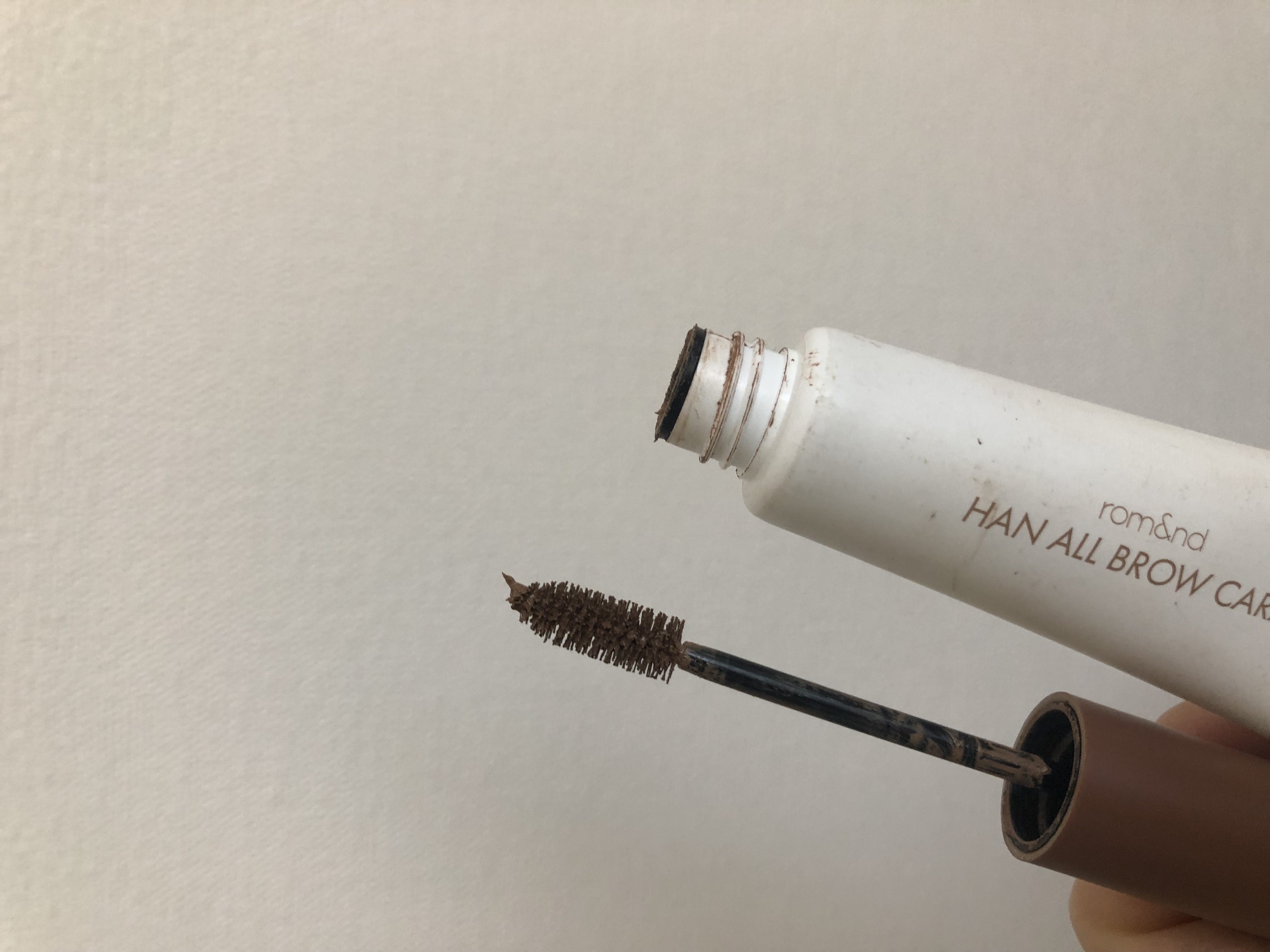 ハンオールブロウカラ/rom&nd/眉マスカラを使ったクチコミ（3枚目）