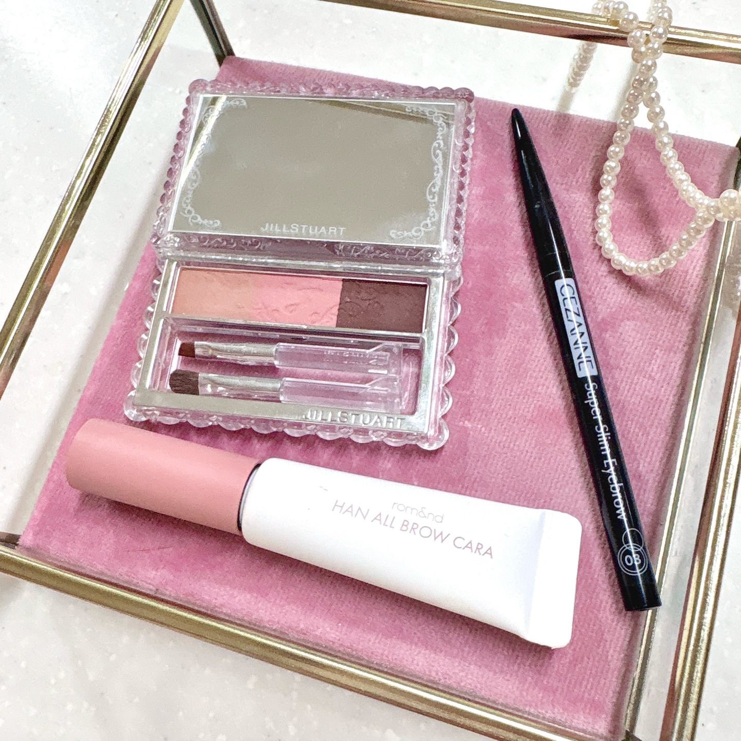 ジルスチュアート ブルームニュアンスブロウパレット/JILL STUART/パウダーアイブロウを使ったクチコミ（1枚目）