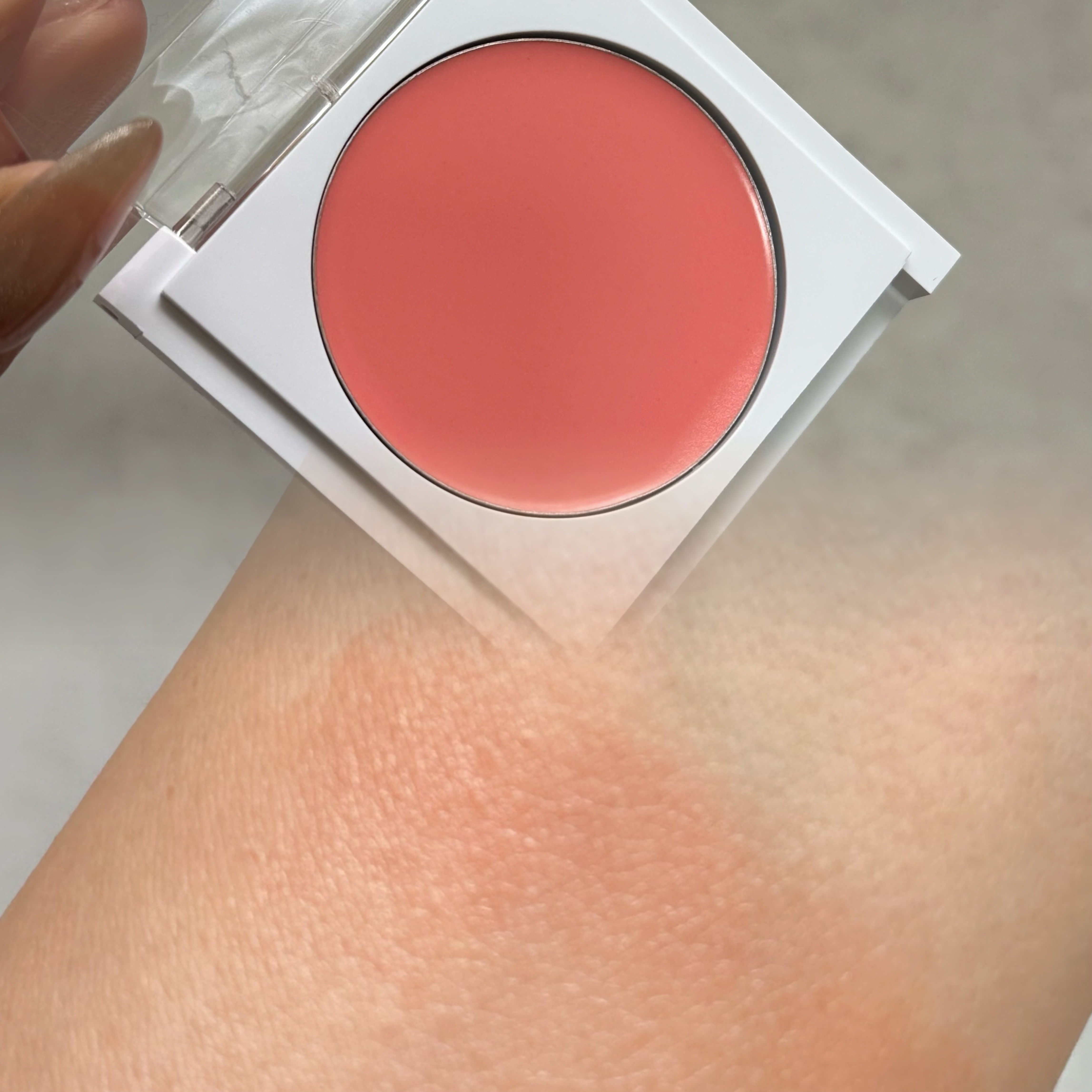 ウォーターグロウクリームブラッシャー/The lomb/ジェル・クリームチークを使ったクチコミ（3枚目）