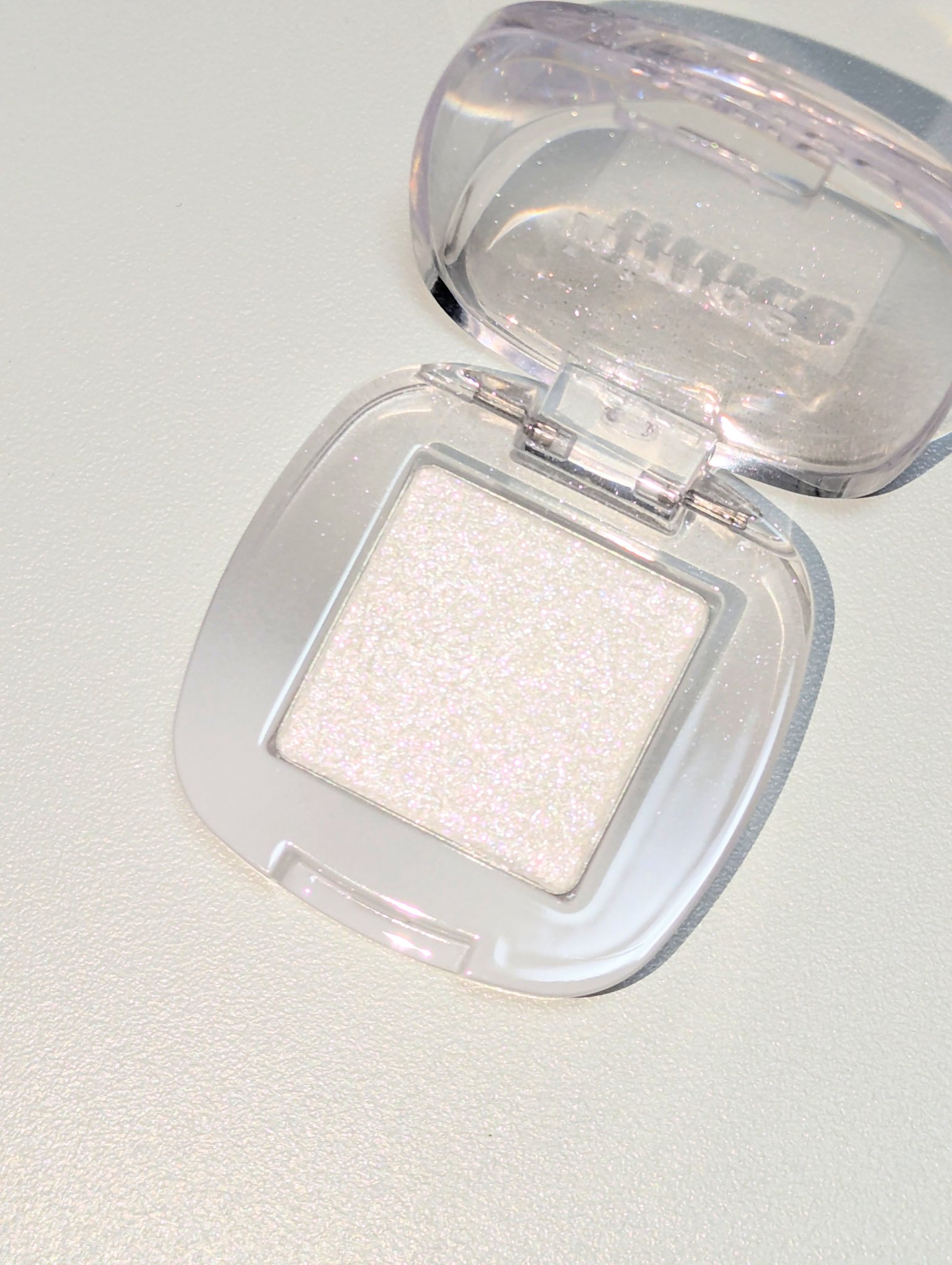 シングルアイシャドウ/hince/単色アイシャドウを使ったクチコミ（2枚目）