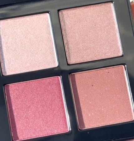 shu uemura アイスカルプトのクチコミ「shu uemura
アイスカルプト
アッシー ローズ限定
使いやすくて可愛いパレット。
甘.....」(2枚目)