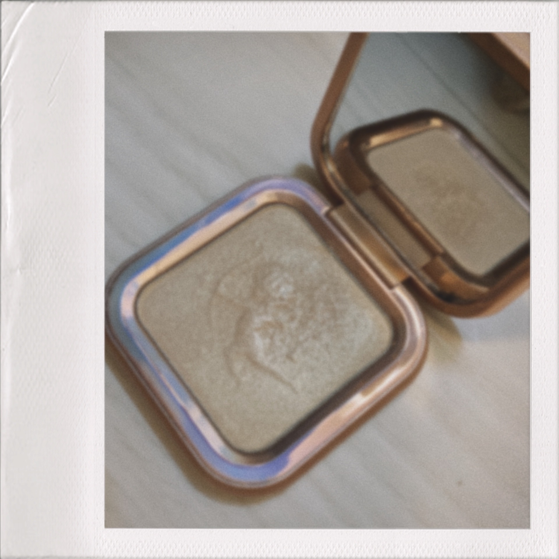 エンジェルキューピッドキスハイライター/ZEESEA/パウダーハイライトを使ったクチコミ（1枚目）