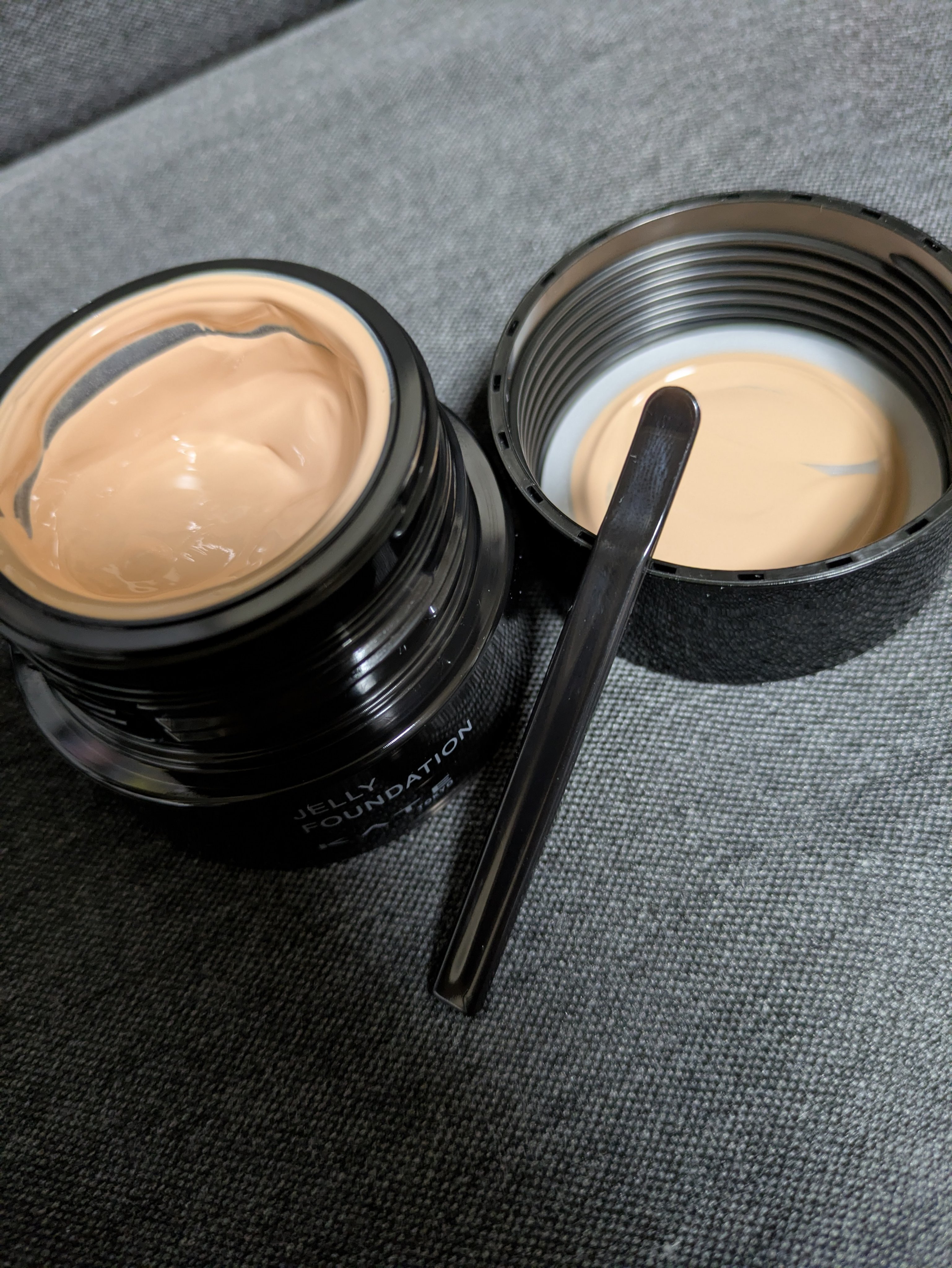 ケイト ジュレリープファンデーション/KATE/リキッドファンデーションを使ったクチコミ（2枚目）