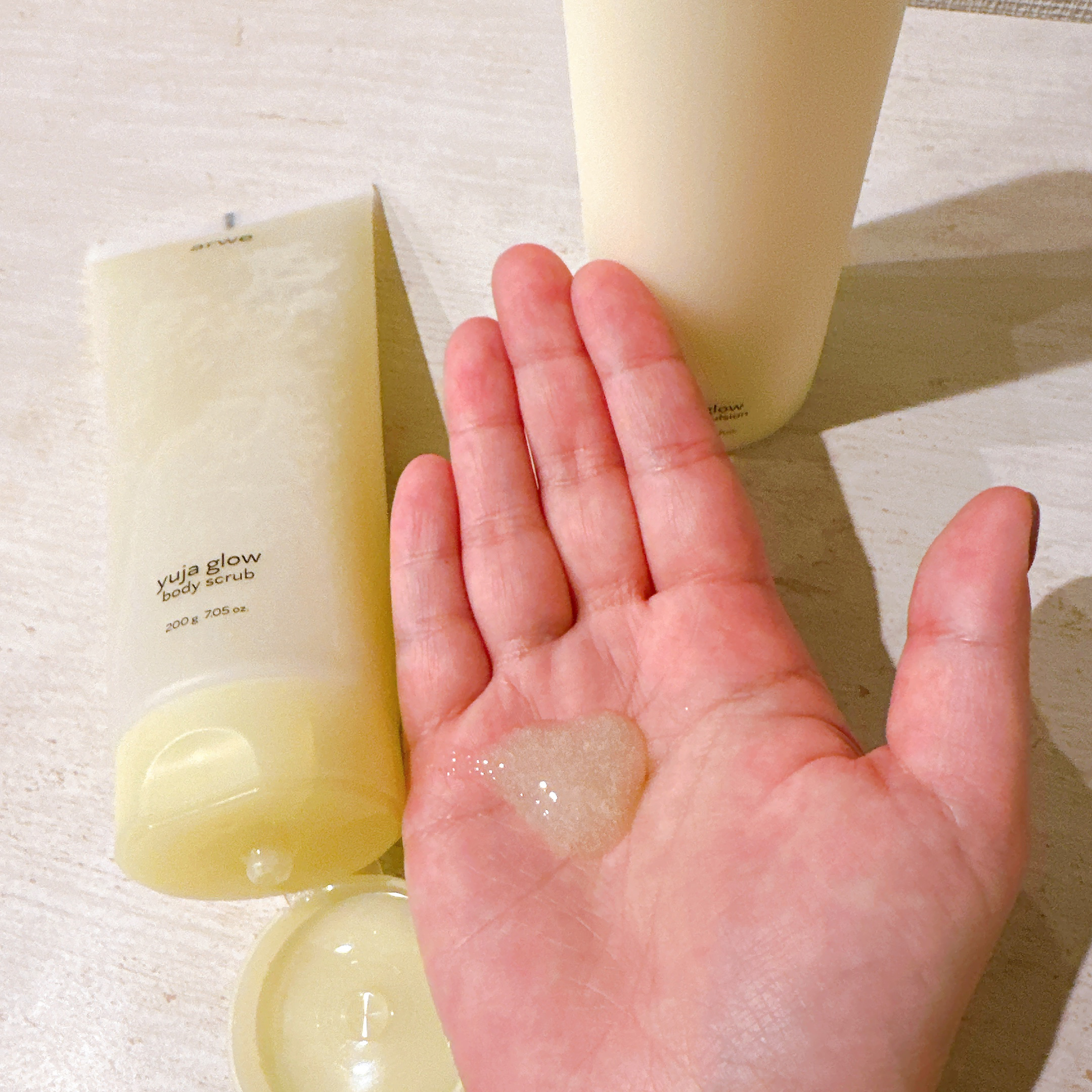 ゆずグローボディーエマルジョン/arwe/ボディクリームを使ったクチコミ（2枚目）